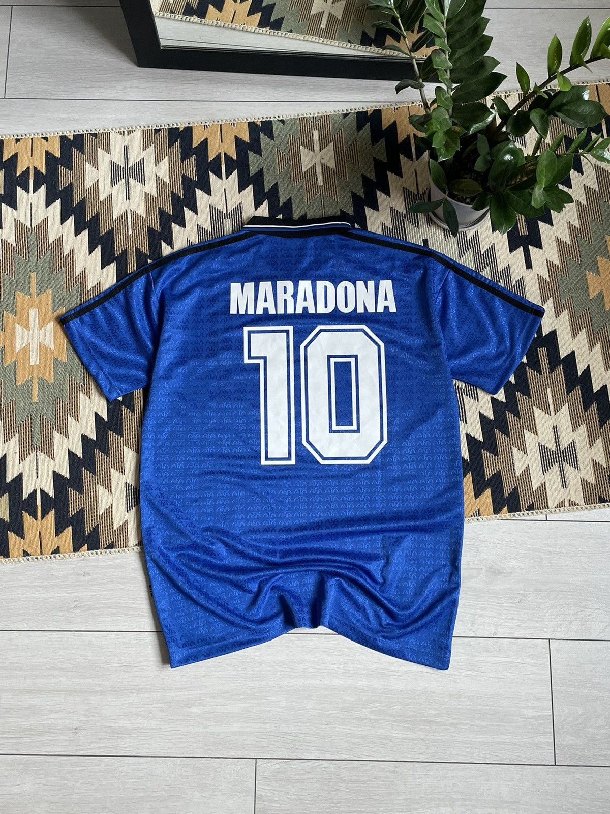 Vintage Vintage Adidas Maradona 10 Argentina 1994 Retro Jersey Size US L / EU 52-54 / 3 - 2 Thumbnail