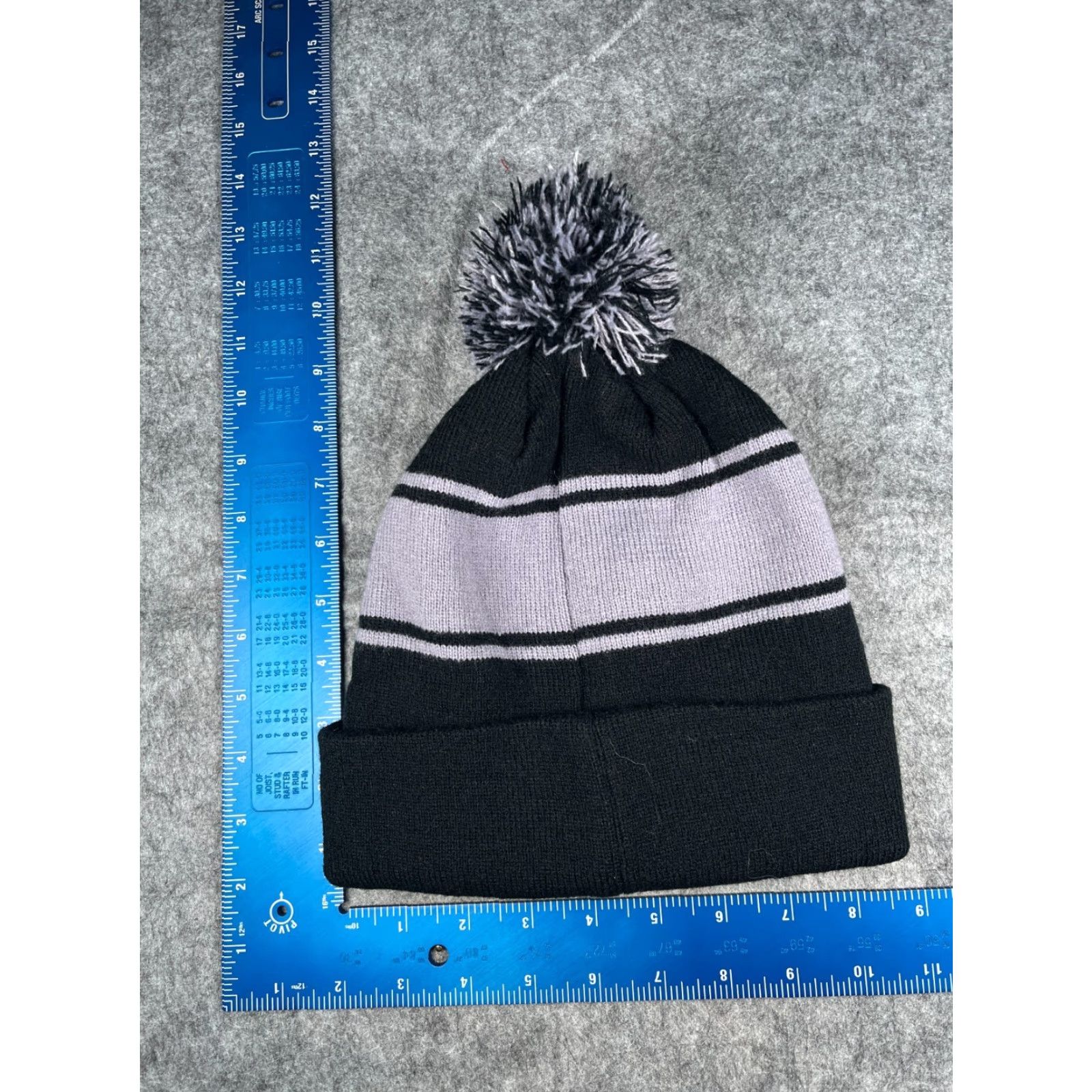Vintage Infoblox Beanie Toque Adult One Size Gray Black Knit Striped 100% Acrylic Pom Size ONE SIZE - 5 Thumbnail