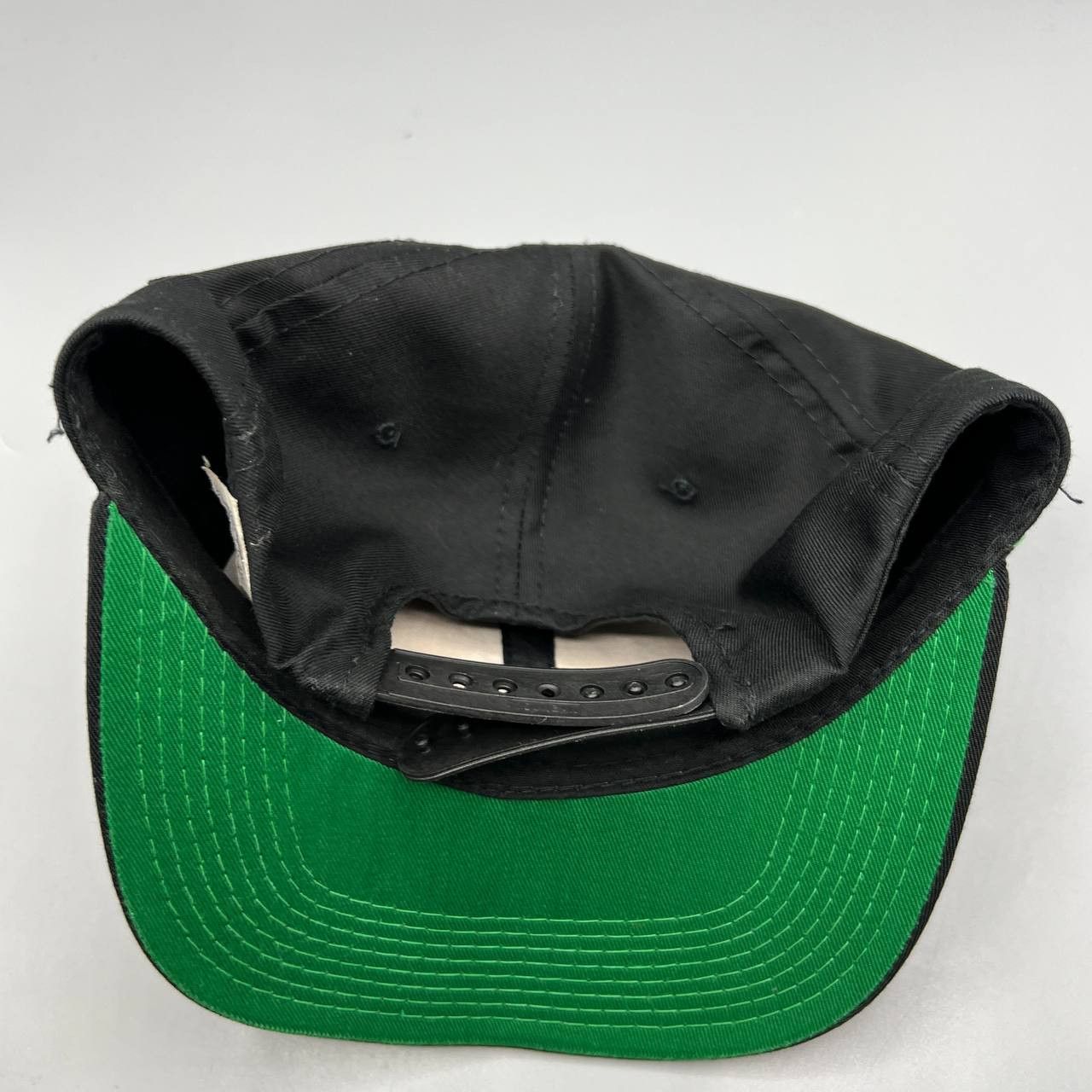 Other Vintage Chicago Bulls Hat Men Three-Peat Youngan Snap Back Size ONE SIZE - 7 Thumbnail