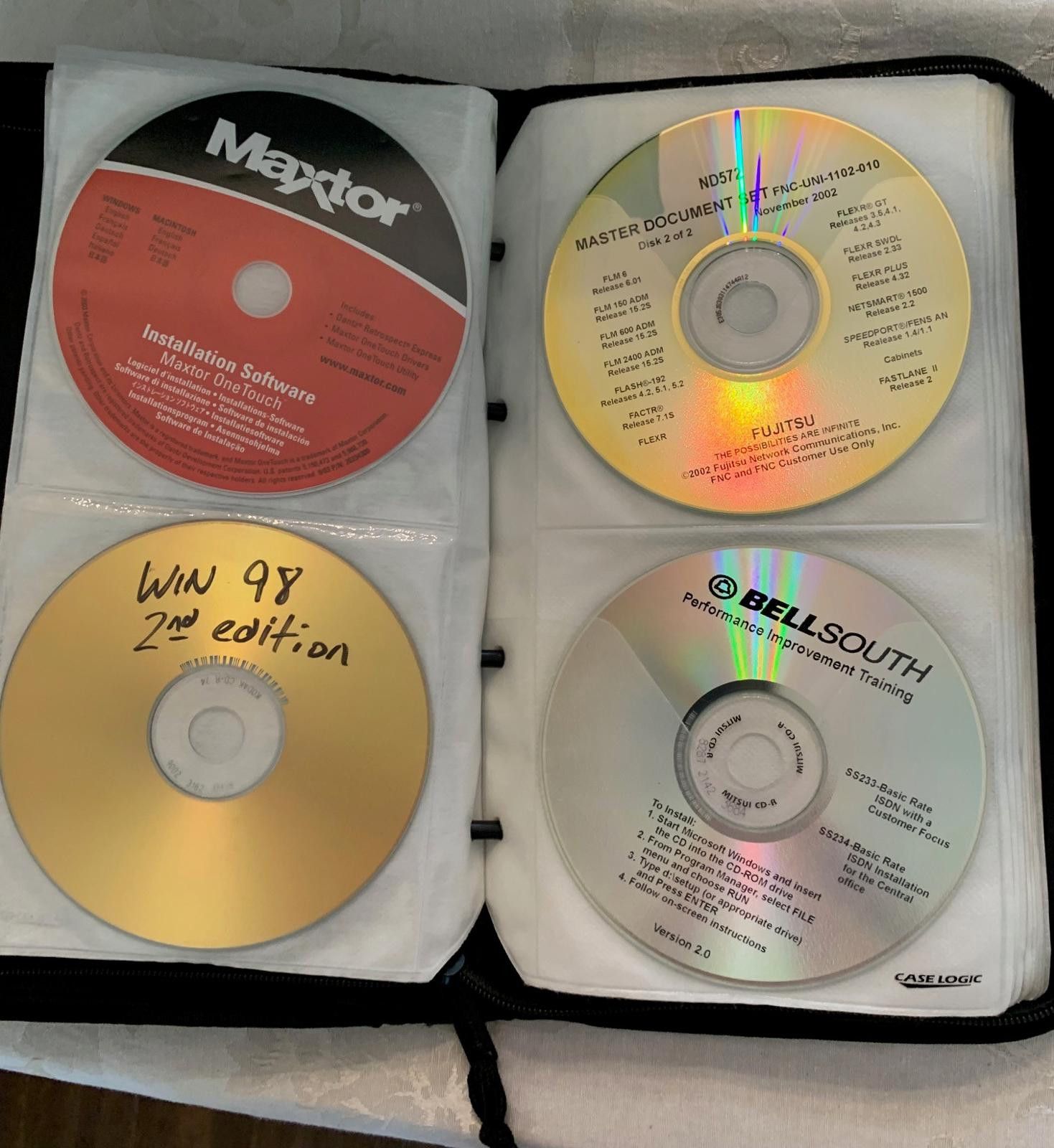 Other 23 Vintage PC Programs in CASELOGIC Zip Case Size ONE SIZE - 2 Thumbnail