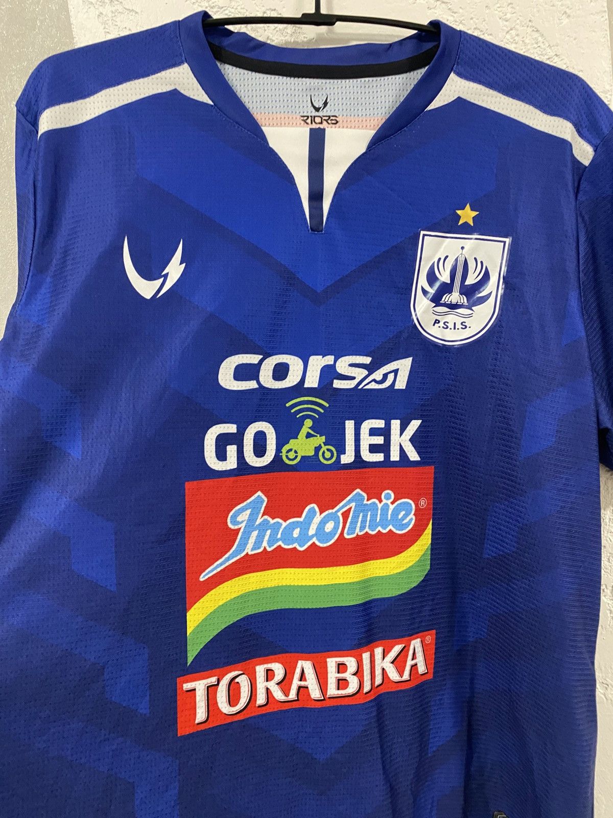 Other Riors PSIS Semarang Home 2019 2020 Soccer Jersey Size US L / EU 52-54 / 3 - 2 Thumbnail
