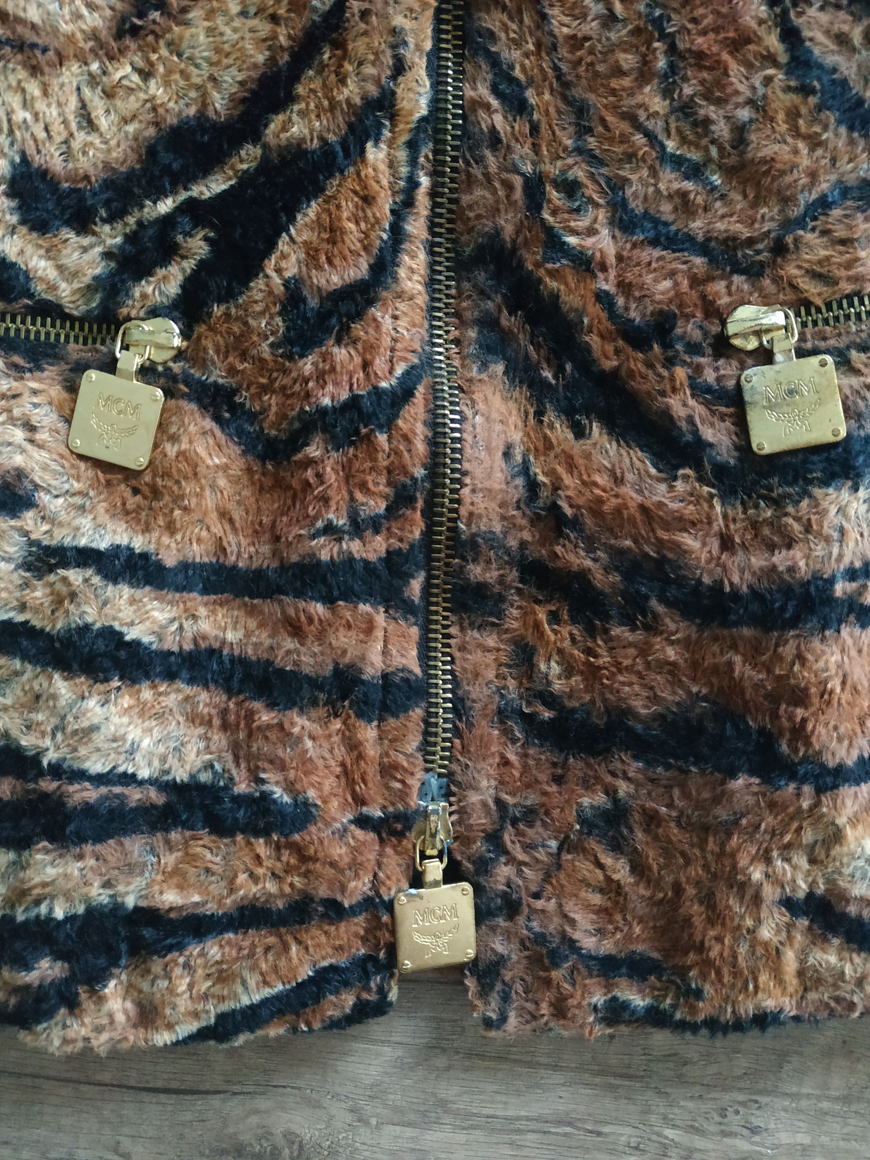 MCM × Vintage MCM Women's Tiger Print Vintage 90's Jacket, s. 40 (MEDIUM) Size M / US 6-8 / IT 42-44 - 6 Thumbnail