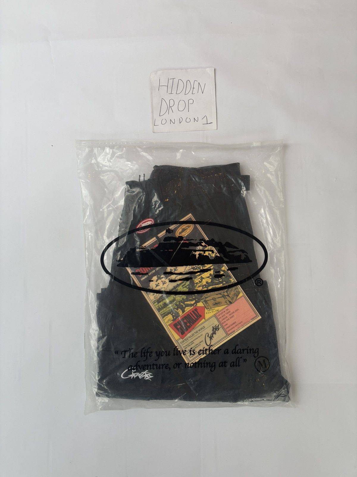 Corteiz Alcatraz OG Cargo Short in Black/White