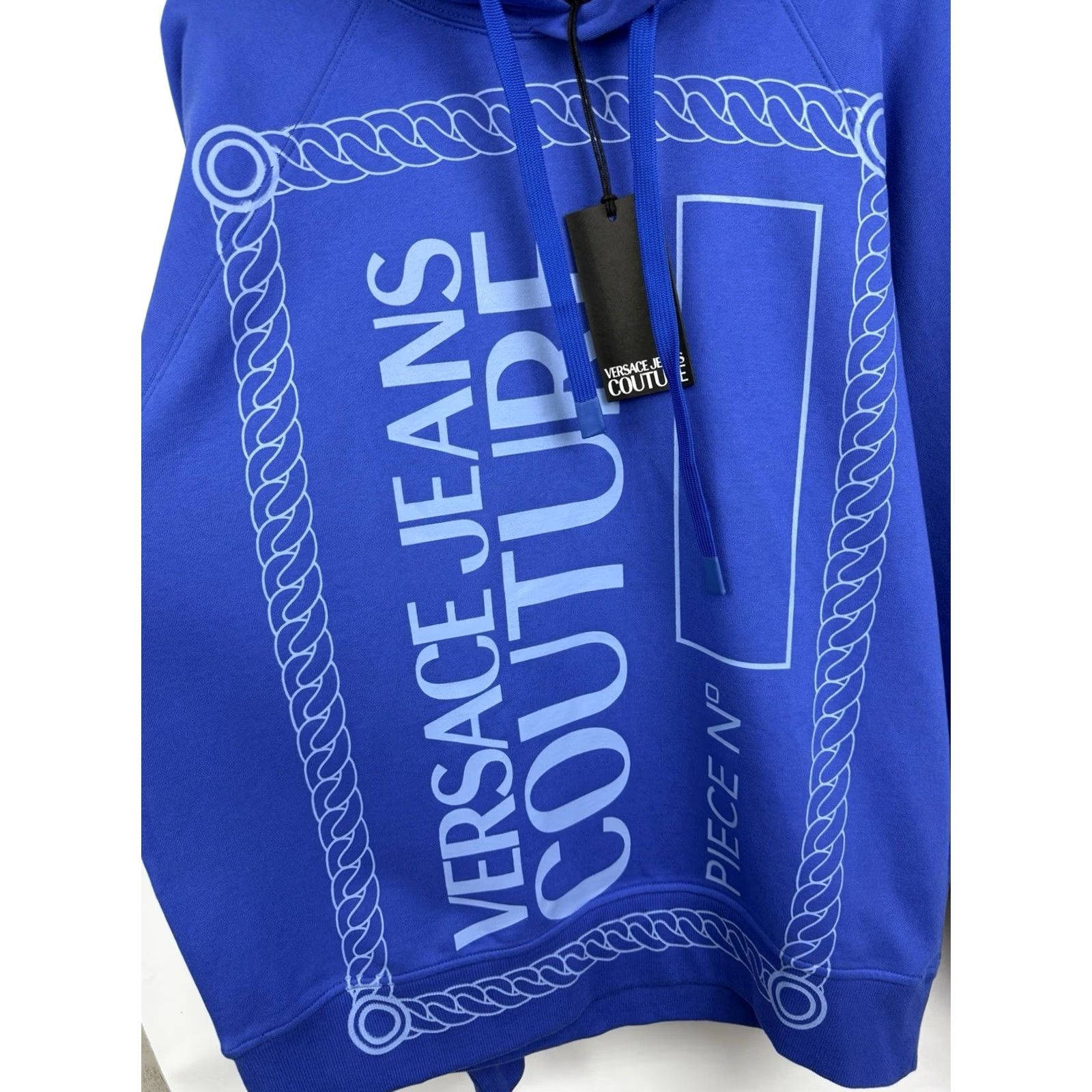 Versace Jeans Couture VERSACE JEANS COUTURE Hoodie L Blue NWT Mens Pullover Over Design Colorful Italy Size US L / EU 52-54 / 3 - 7 Thumbnail