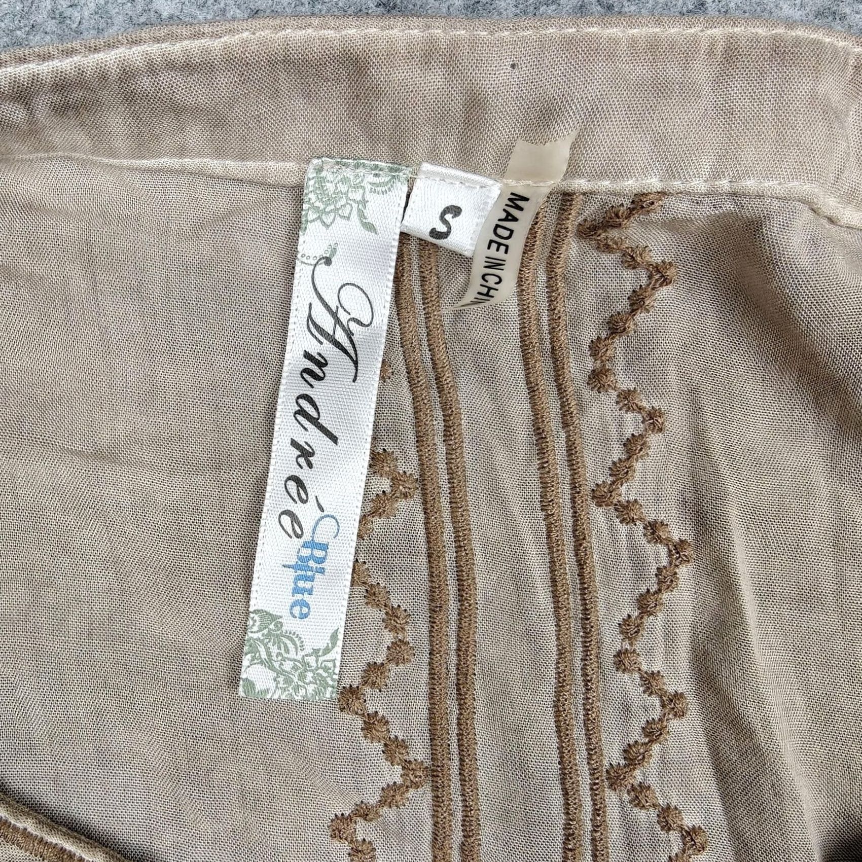 Vintage Andrée By Unit Dress Womens Small Beige Embroidered Boho Bell Sleeve New Size S / US 4 / IT 40 - 3 Thumbnail