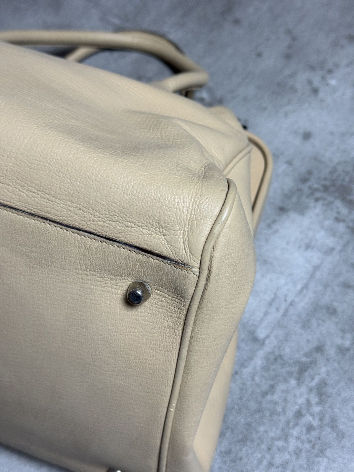 Prada Prada Vintage Beige Doctor Style Bag Size ONE SIZE - 13 Thumbnail