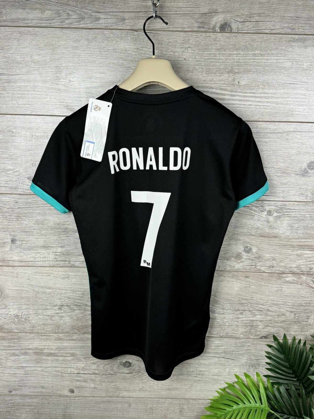 Other Soccer jersey football Real Madrid tee Ronaldo 7 Size US XS / EU 42 / 0 - 1 Thumbnail