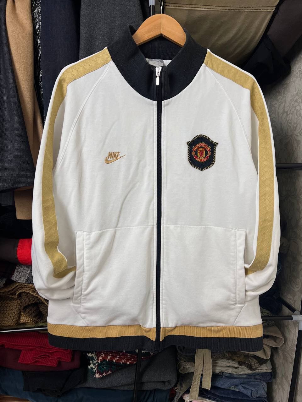 image of Vintage Blokecore Nike Manchester United Soccer Zip Jacket in White, Men's (Size Large)