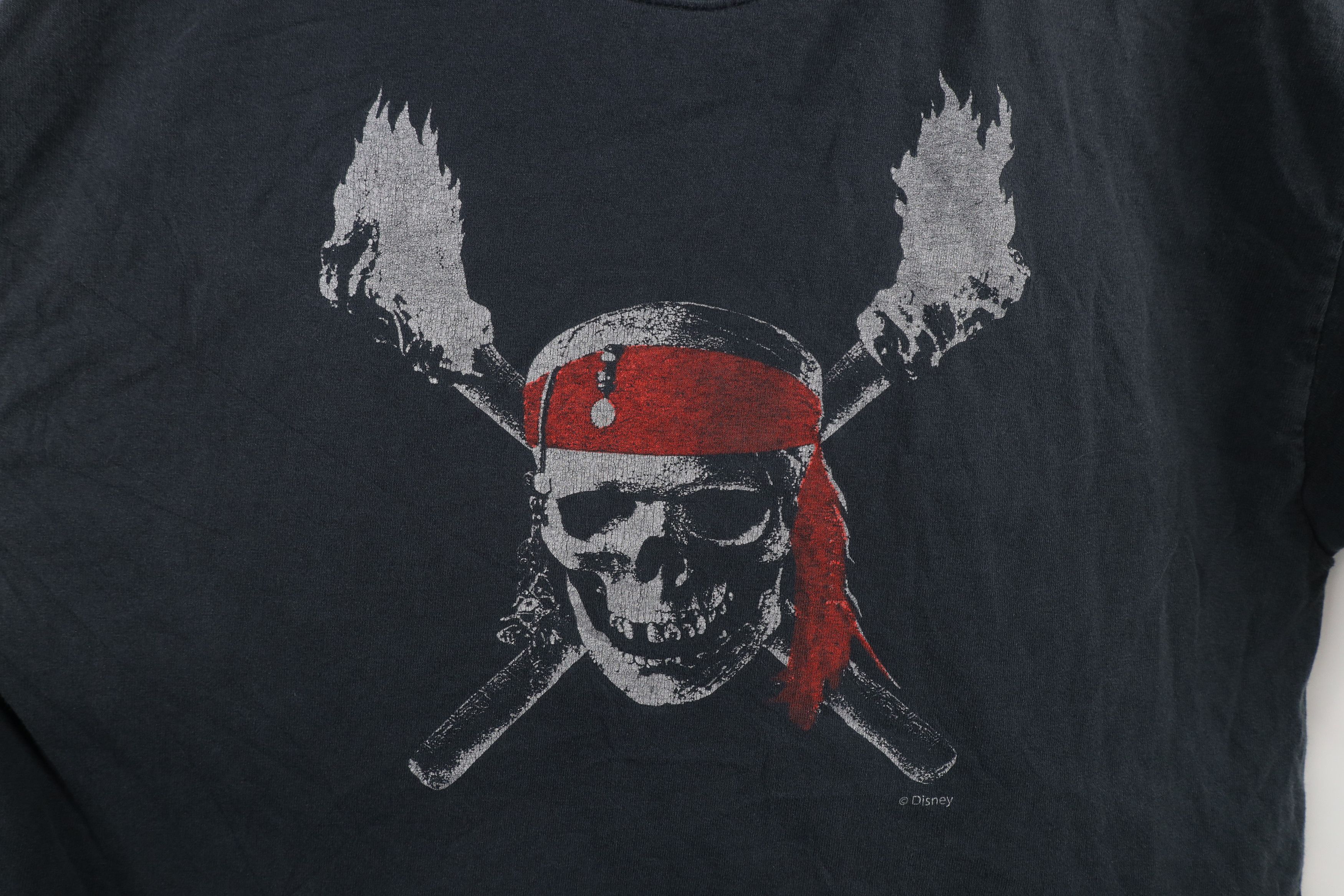 Hanes × Vintage Vintage Disney Pirates of the Caribbean Jack Sparrow T-Shirt Size US L / EU 52-54 / 3 - 4 Thumbnail
