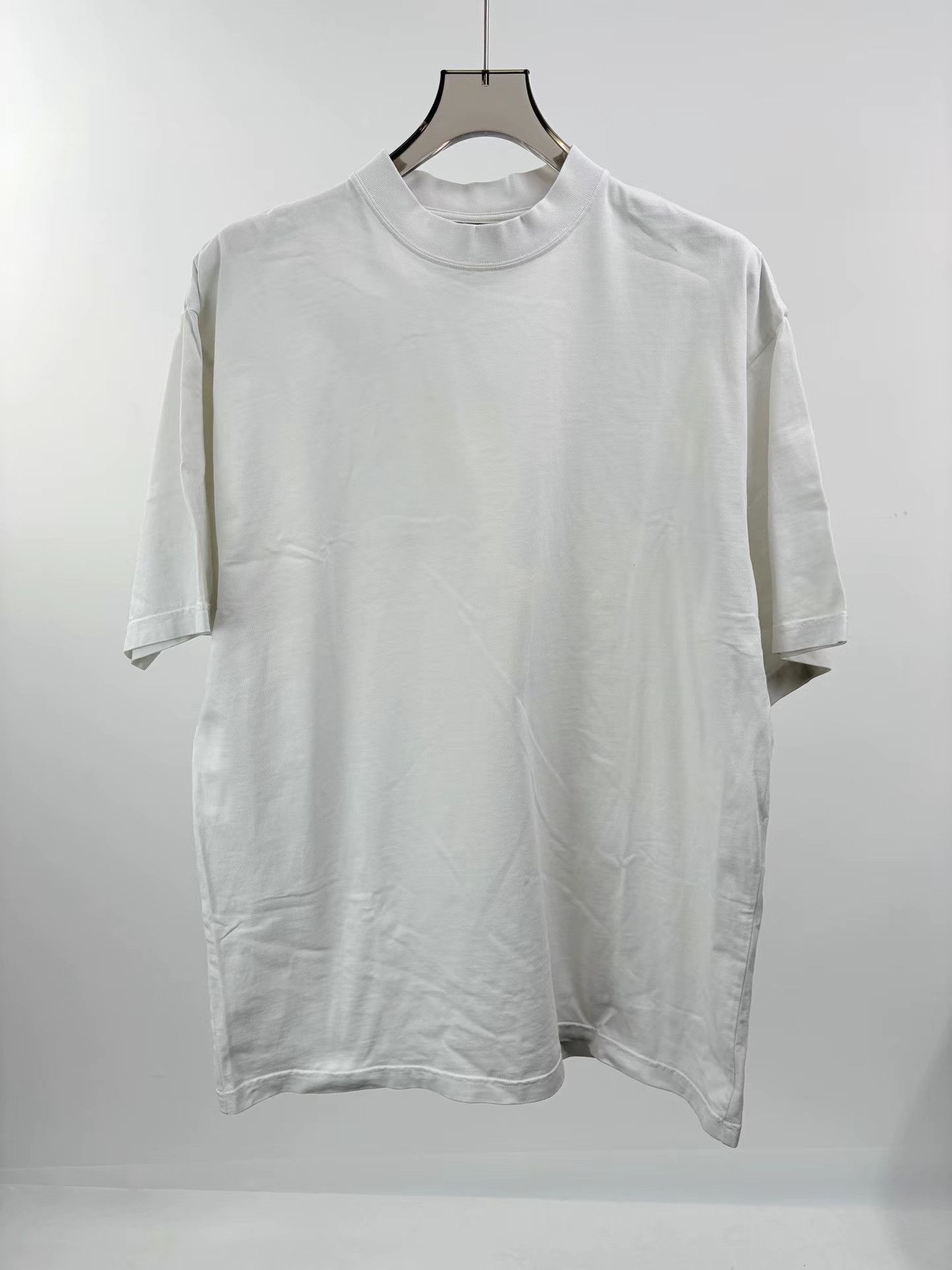 Balenciaga BALENCIAGA Back Crystal Logo T-shirt Size US S / EU 44-46 / 1 - 2 Thumbnail