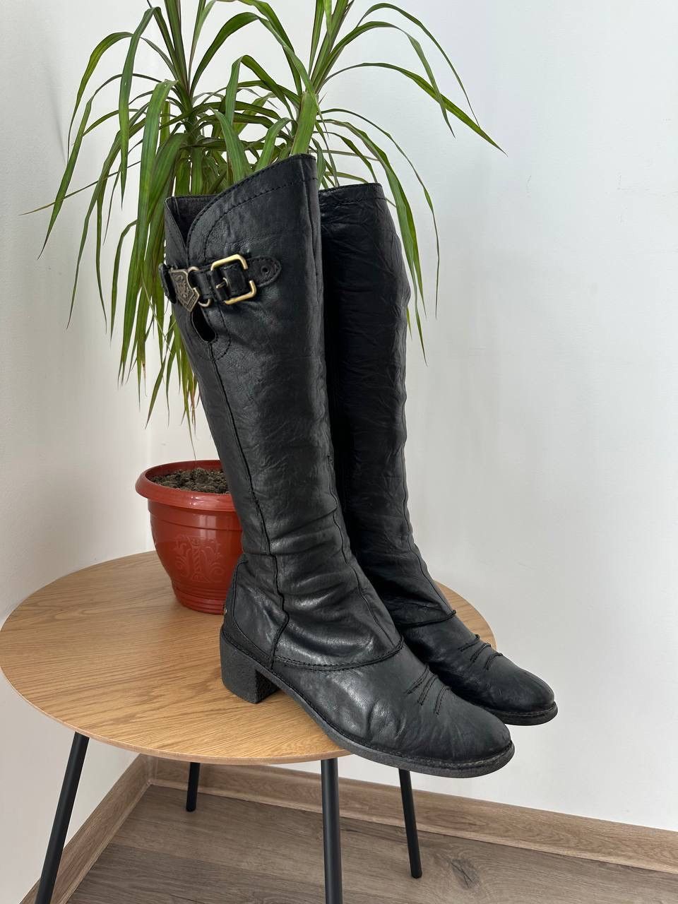 Genuine Leather × Japanese Brand CAFENOIR Women’s Black Leather Knee-High Italian Boots Size US 8.5 / IT 38.5 - 3 Thumbnail