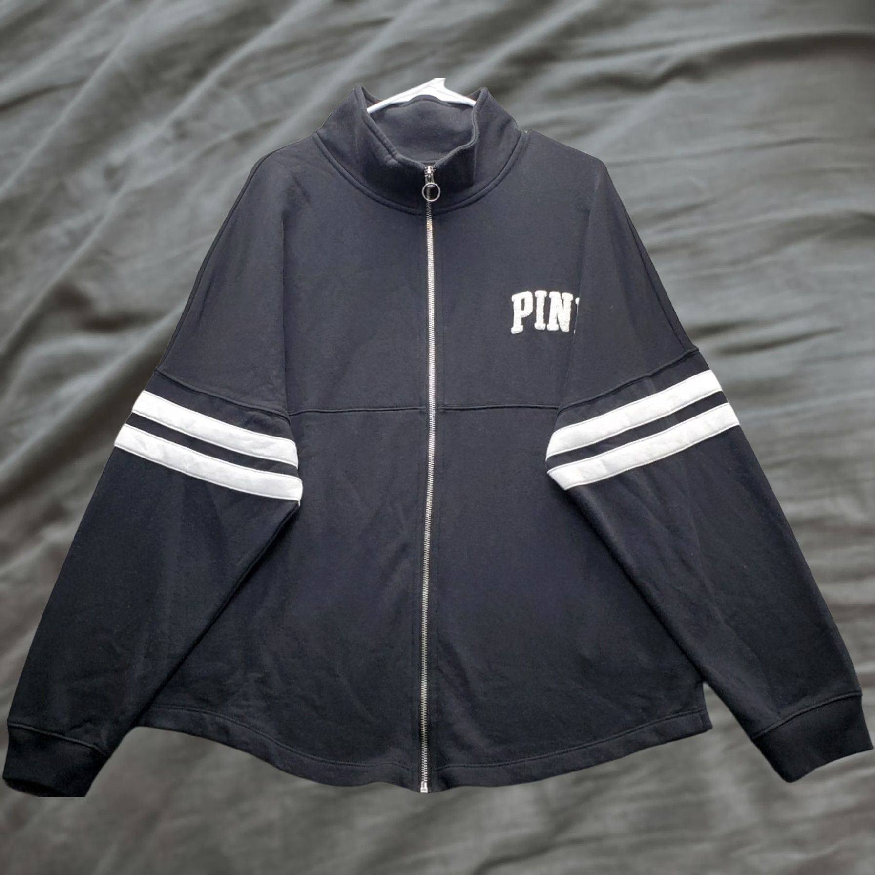 Victoria's Secret PINK Victoria’s Secret Sweatshirt Womens M Black Full Zip Lined Post-2000s VINTAGE Size M / US 6-8 / IT 42-44 - 1 Thumbnail