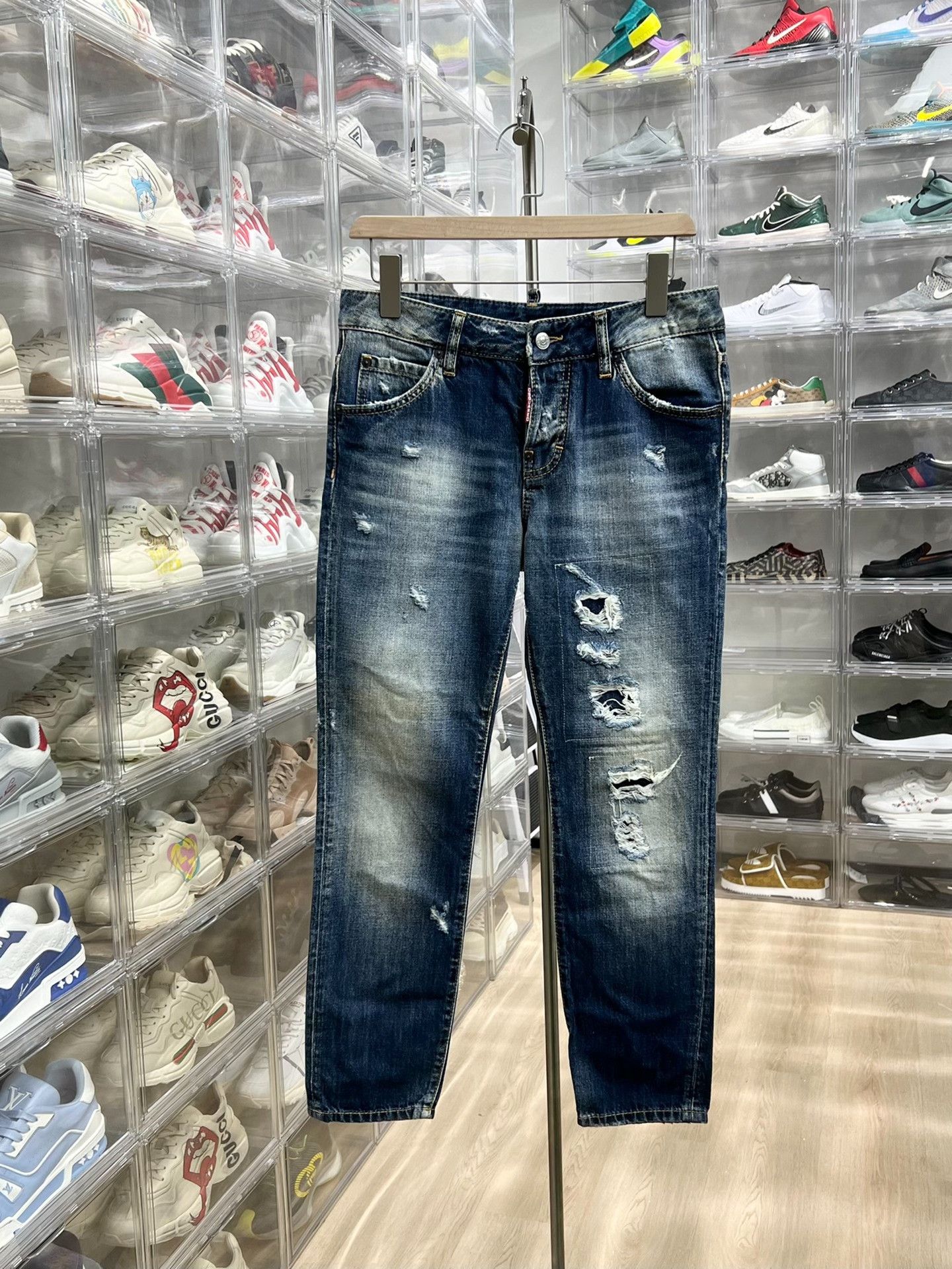 Dsquared2 Dsquared2 Denim Red Denim Jeans 40 women Size 27" / US 4 / IT 40 - 1 Thumbnail