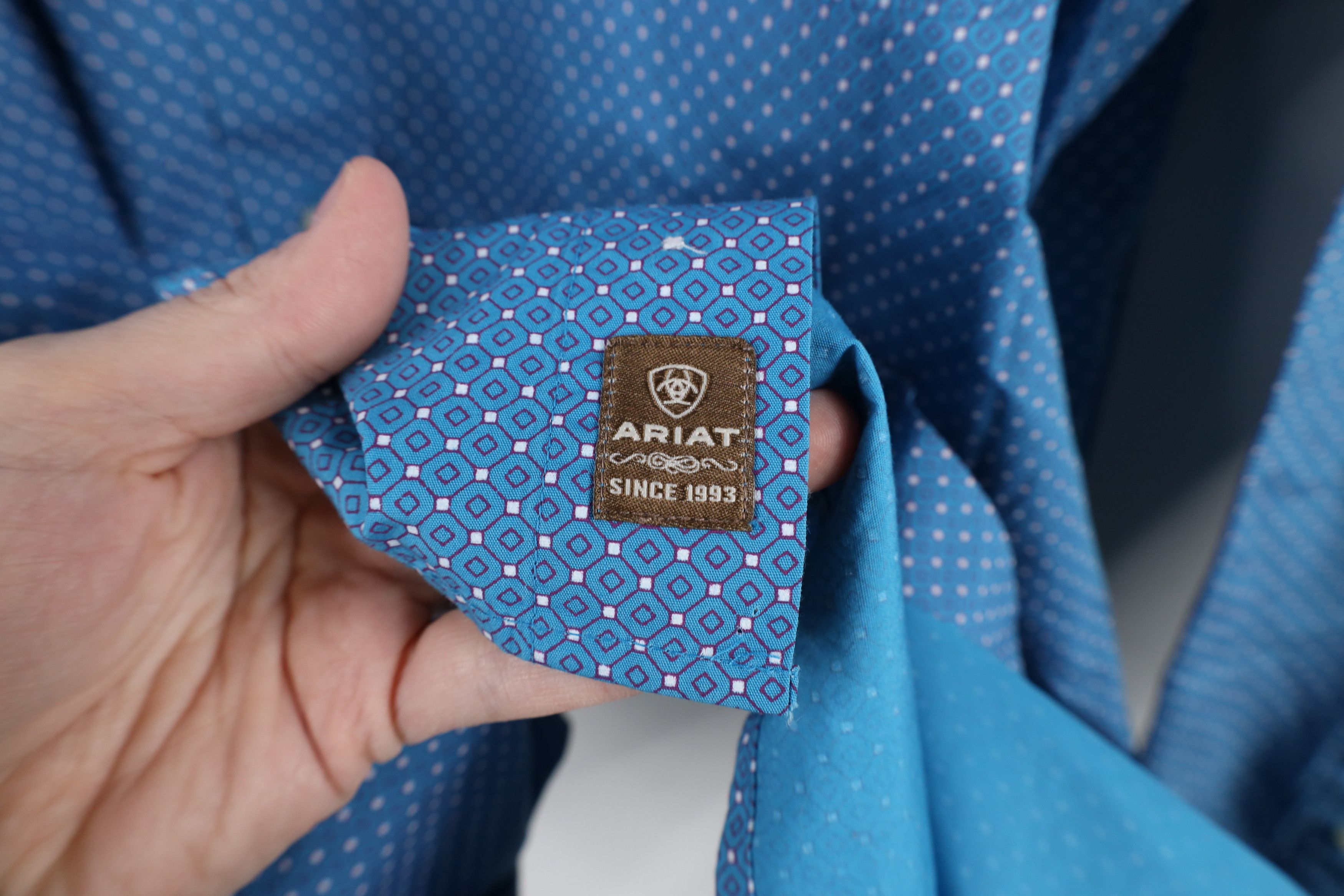 Ariat × Vintage Ariat Geometric Collared Workwear Button Down Shirt Blue Size US L / EU 52-54 / 3 - 6 Thumbnail