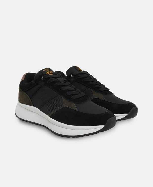 Tenebra Sneakers