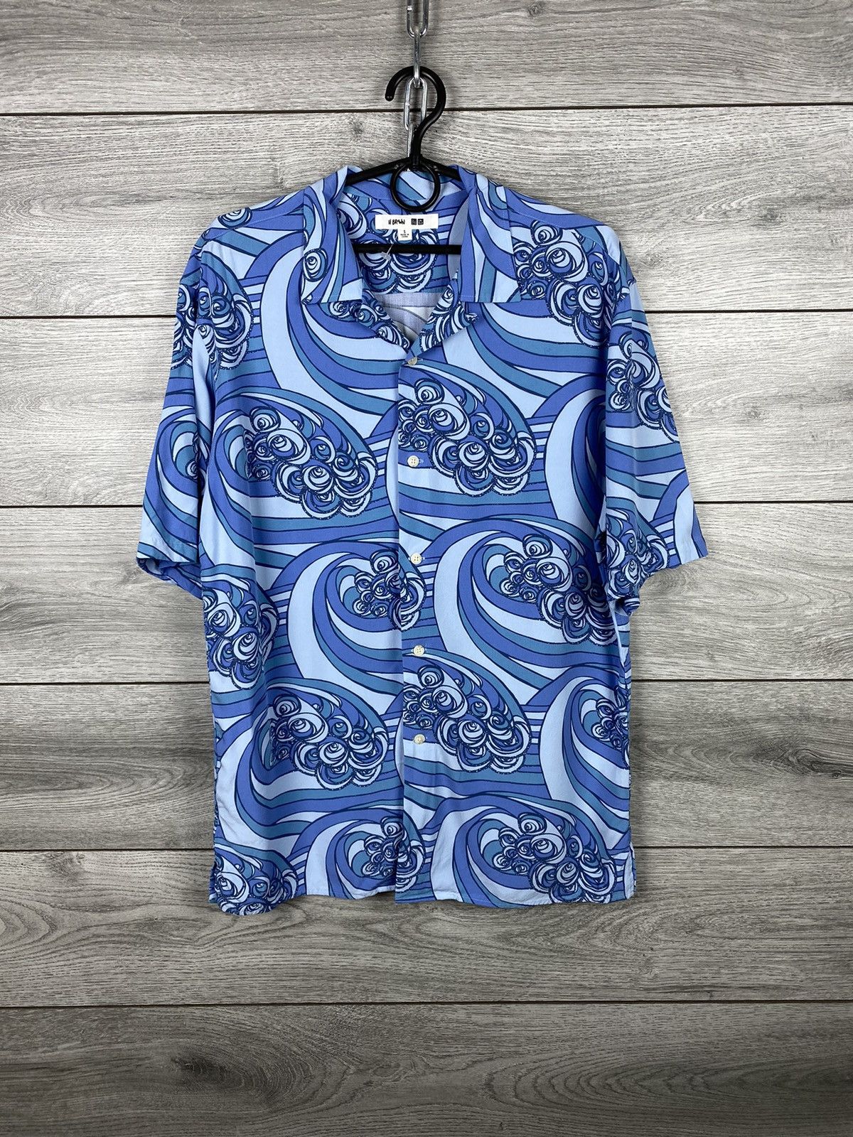 Uniqlo Mens Vintage Uniqlo x H Brown Hawaiian Short Sleeve Shirt Size US S / EU 44-46 / 1 - 1 Thumbnail
