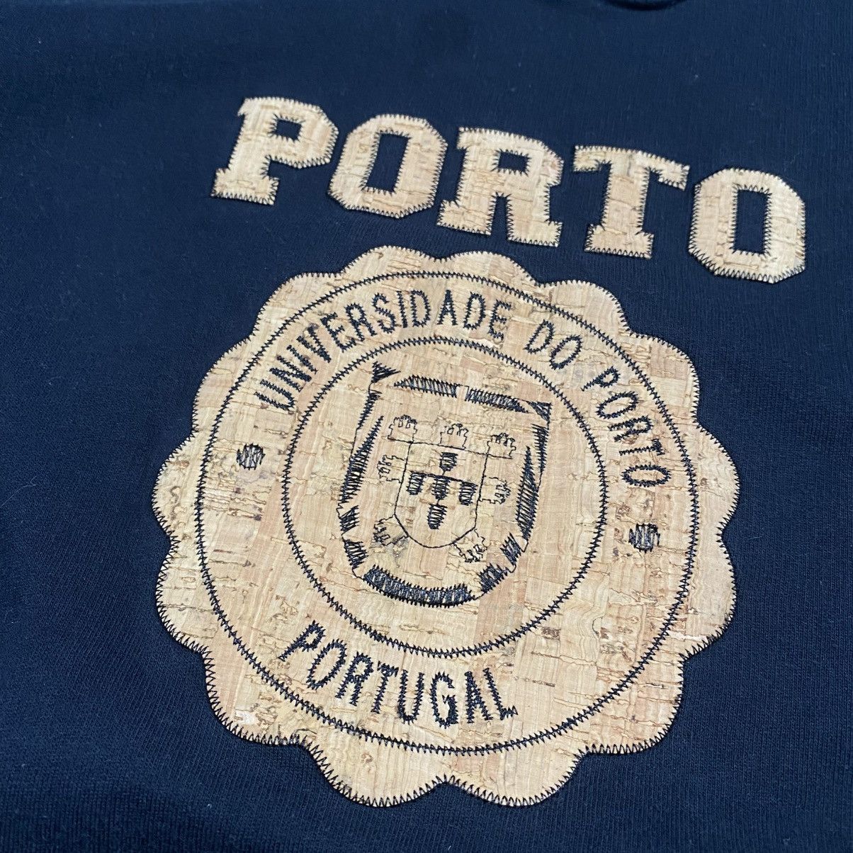 Other Vintage Porto Portugal University Crewneck Size US L / EU 52-54 / 3 - 3 Thumbnail
