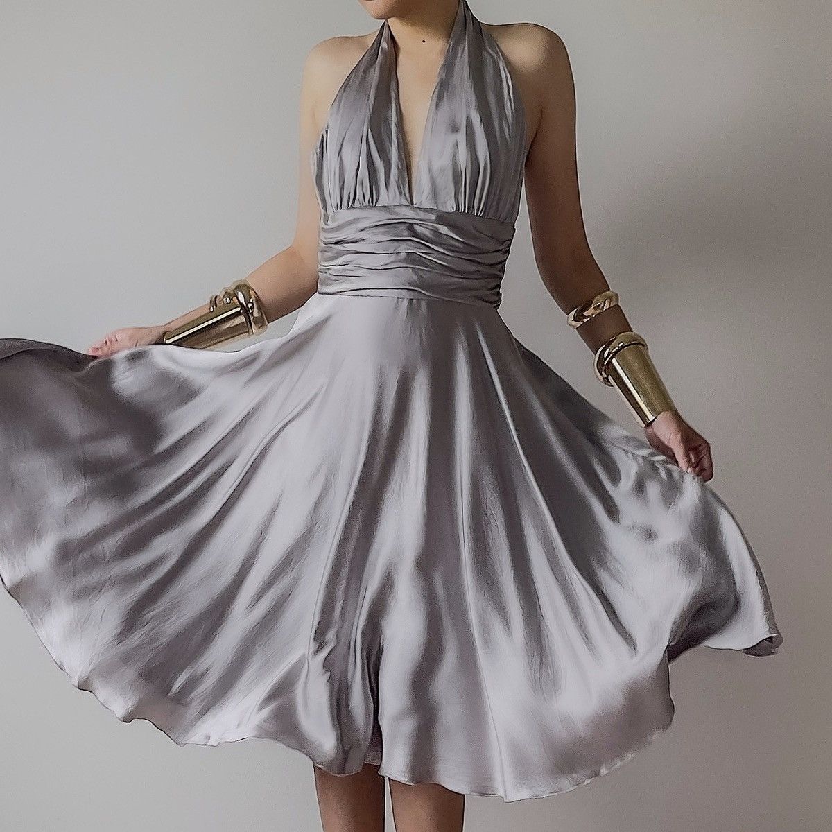 Vintage Vintage Romantic Gray Silk Open Back Dress (Medium) Size L / US 10 / IT 46 - 1 Thumbnail