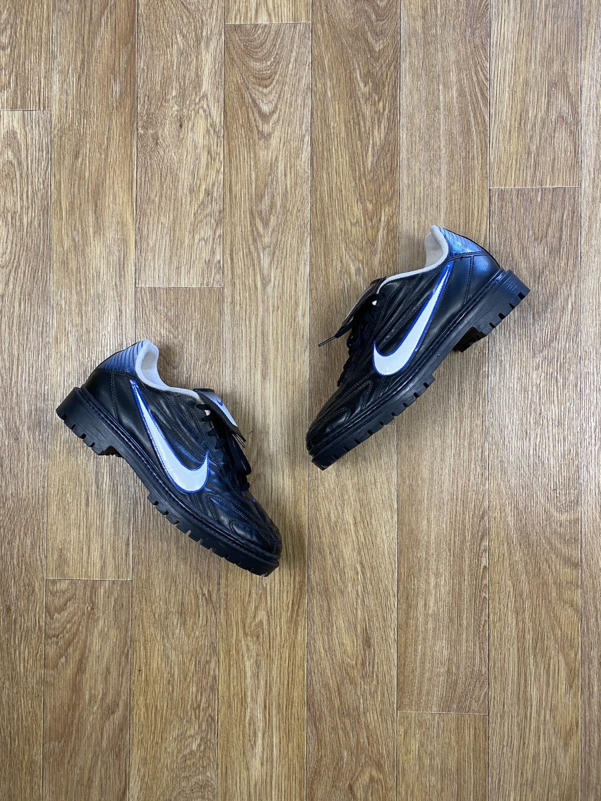 Nike Vintage Nike Leather Football Resole Casual Shoes Size US 8.5 / EU 41-42 - 2 Thumbnail
