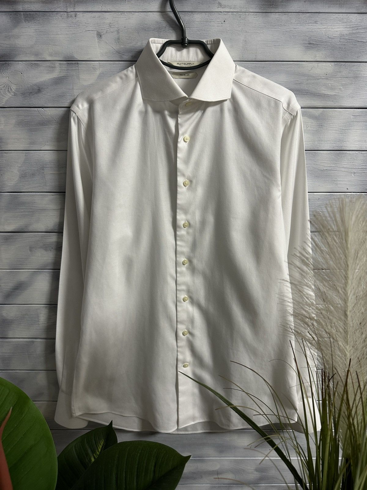 Suitsupply Rare Luxury Shirt Suitsupply Cotton White Color Size US L / EU 52-54 / 3 - 1 Thumbnail