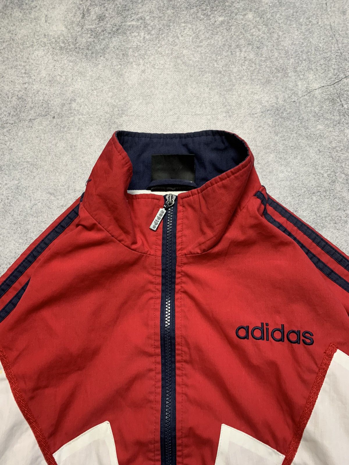 Vintage Vintage Adidas Tracksuit Nylon Drill Y2K jacket Size US M / EU 48-50 / 2 - 5 Thumbnail