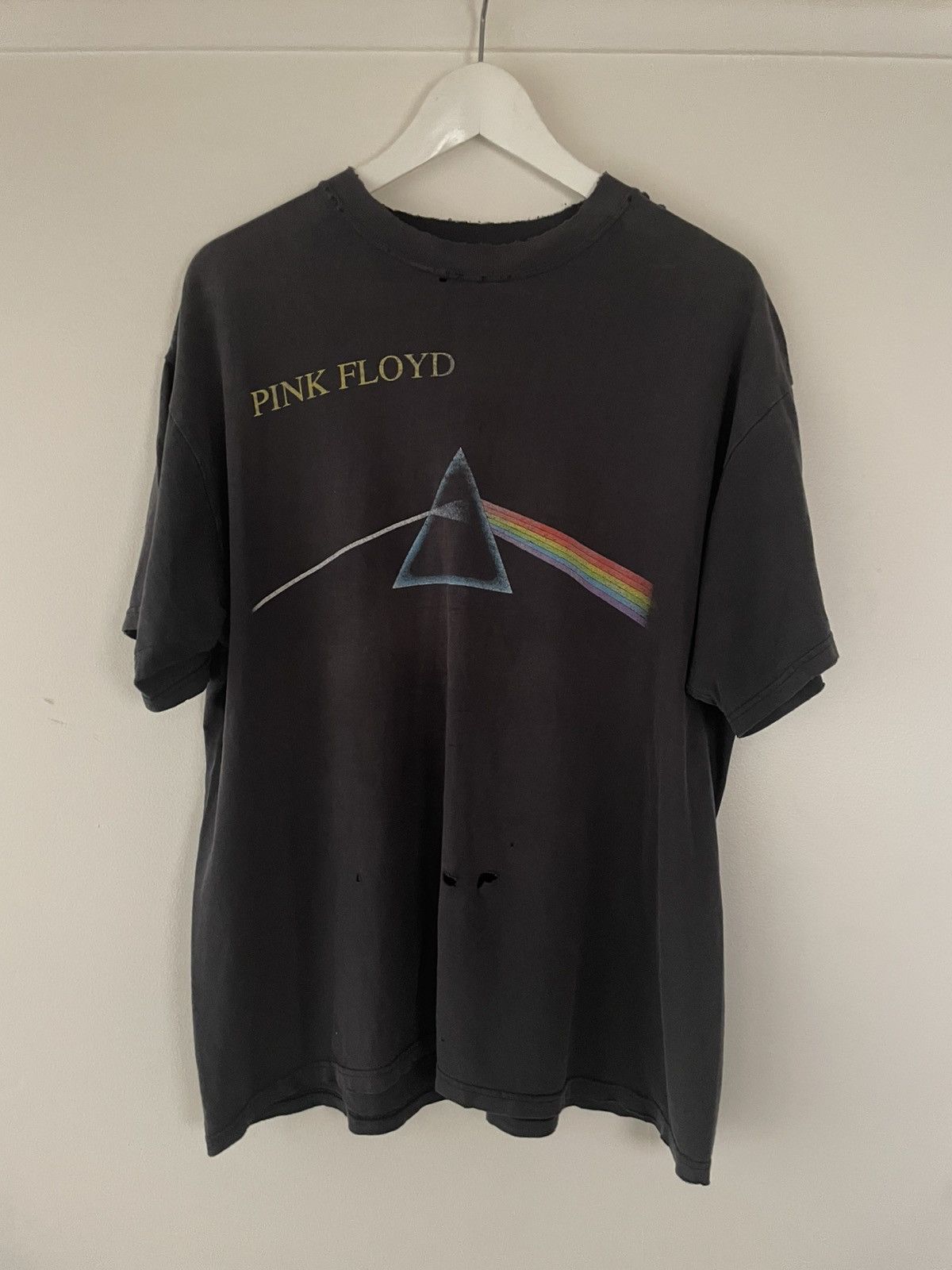 Pink Floyd Vintage Faded & Distressed Pink Floyd Dark Side of the Moon Size US M / EU 48-50 / 2 - 1 Thumbnail