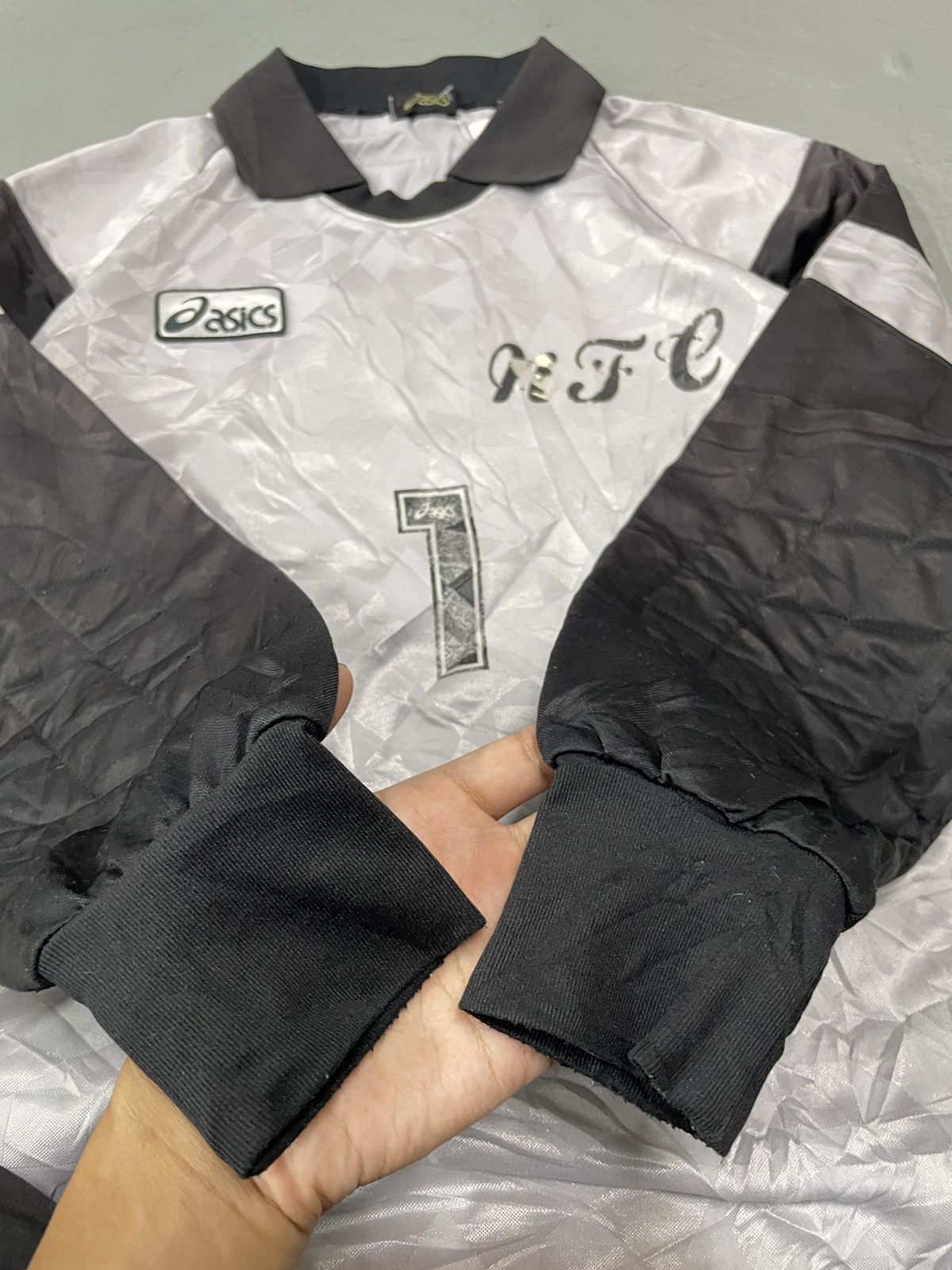 Asics Vintage Asics Goalkeeper Jersey Size US M / EU 48-50 / 2 - 7 Thumbnail