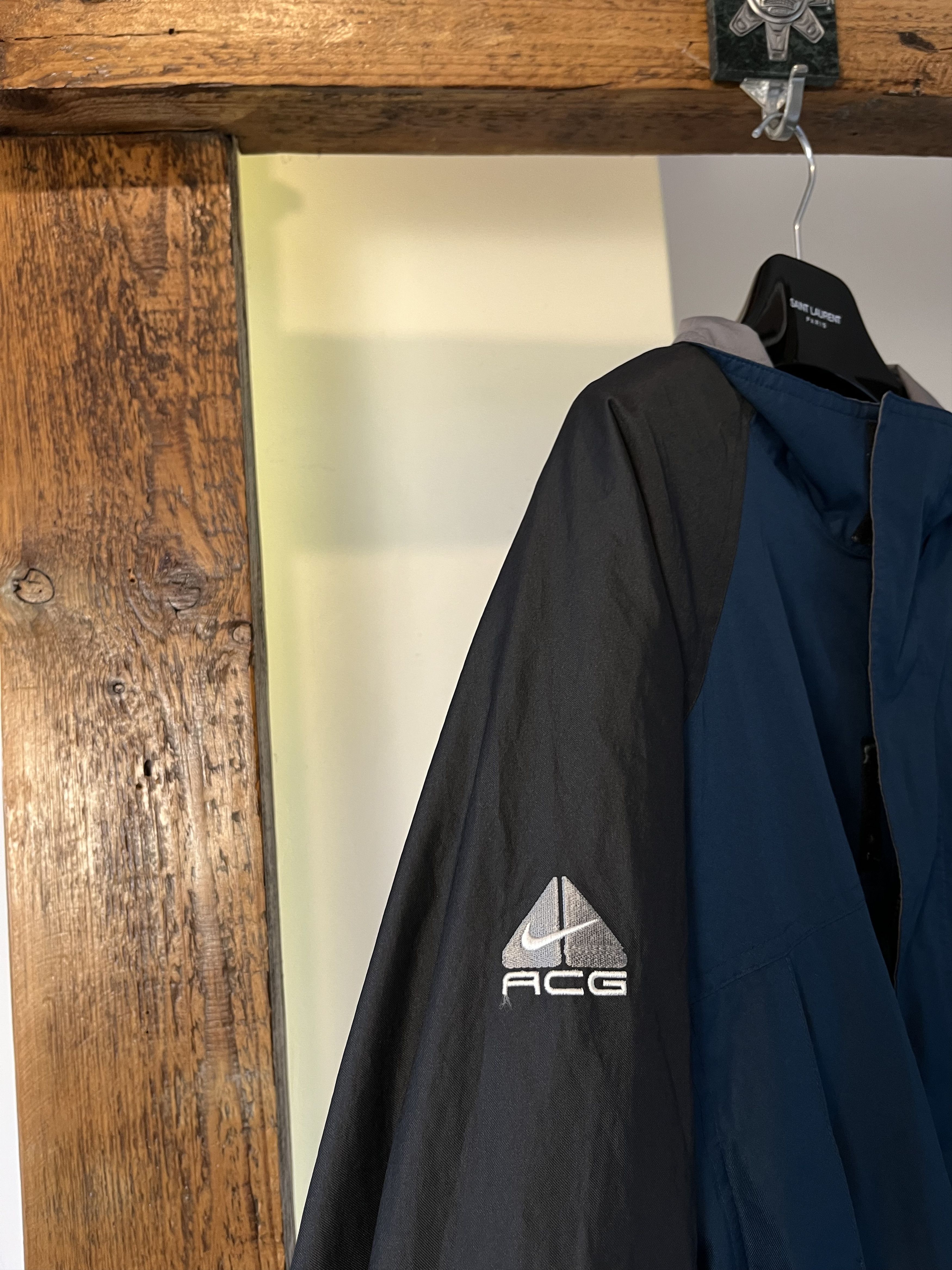 Nike ACG Vintage Nike ACG Snowboard Windbreaker Jacket Size US L / EU 52-54 / 3 - 3 Thumbnail