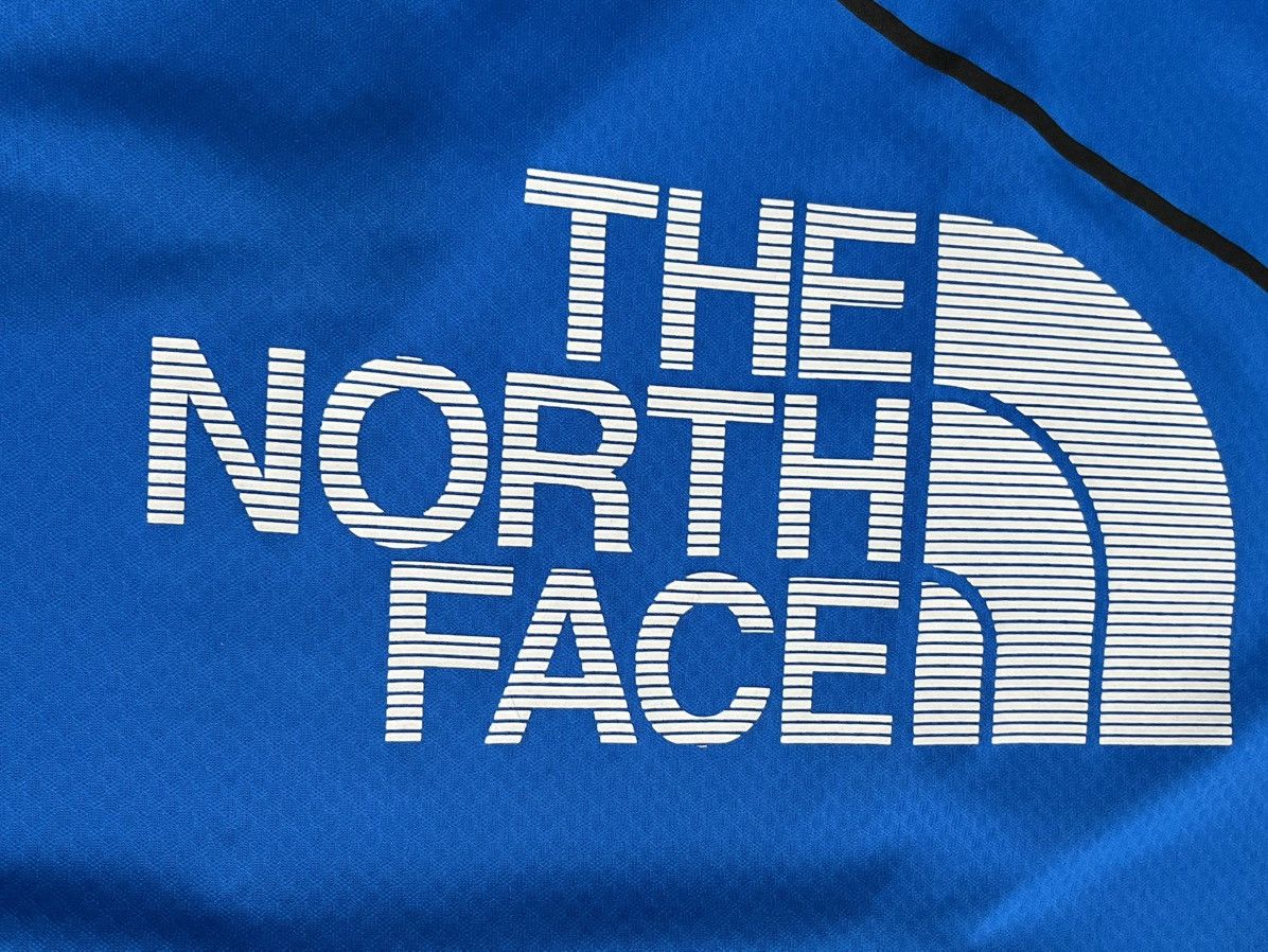 The North Face The North Face men’s t-shirt Size US L / EU 52-54 / 3 - 3 Thumbnail