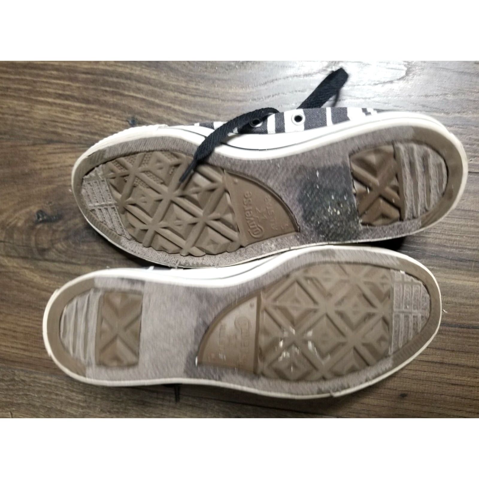 Converse Converse All-Star OX Womens Sneakers 7 Black White Zebra Print Athletic Size US 7 / IT 37 - 7 Thumbnail