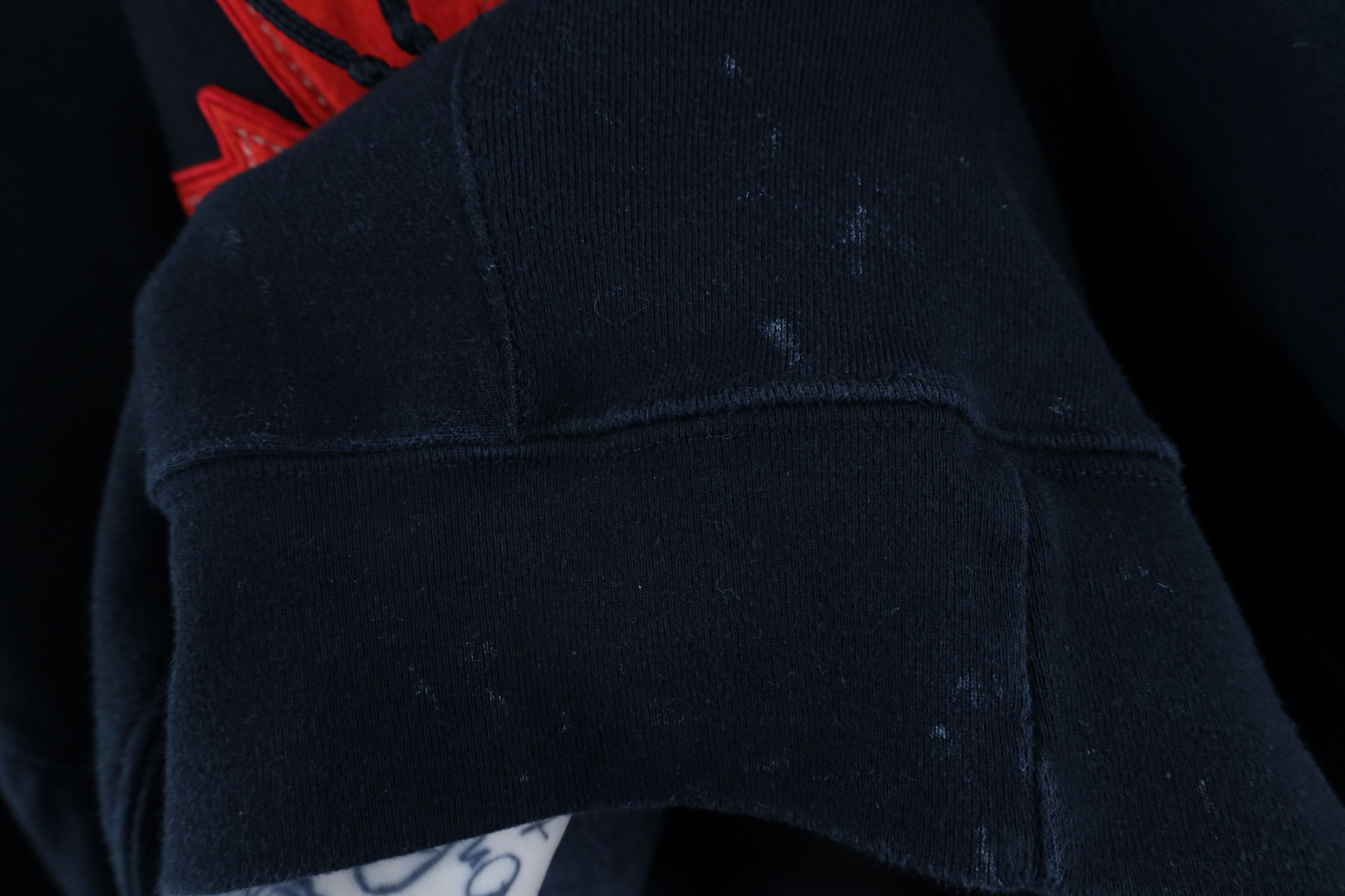 Vintage Vintage 90s Streetwear Out Canada Heavyweight Hoodie Black Size US XL / EU 56 / 4 - 10 Thumbnail