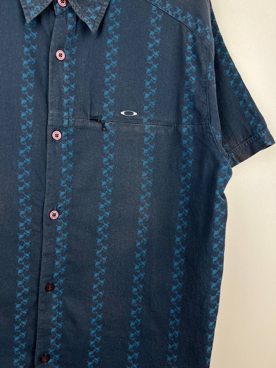 Vintage Oakley vintage shirts size L Size US L / EU 52-54 / 3 - 6 Thumbnail