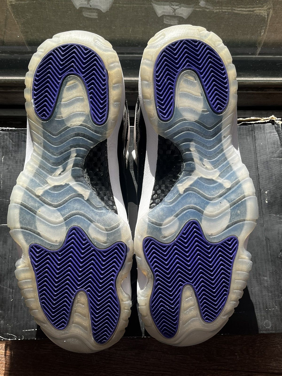 Nike Jordan 11 Concord Retro Size US 11 / EU 44 - 3 Thumbnail