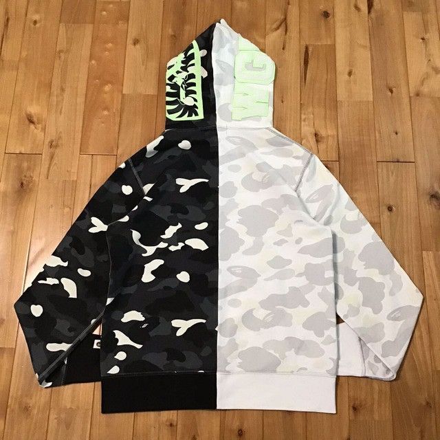 Bape Glow in the dark BAPE City camo shark full zip hoodie APE Size US L / EU 52-54 / 3 - 3 Thumbnail