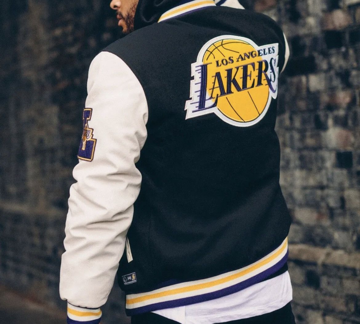 Men’s good NBA Los Angeles Lakers Vintage Varsity Bomber Jacket 90s Used Once Size M