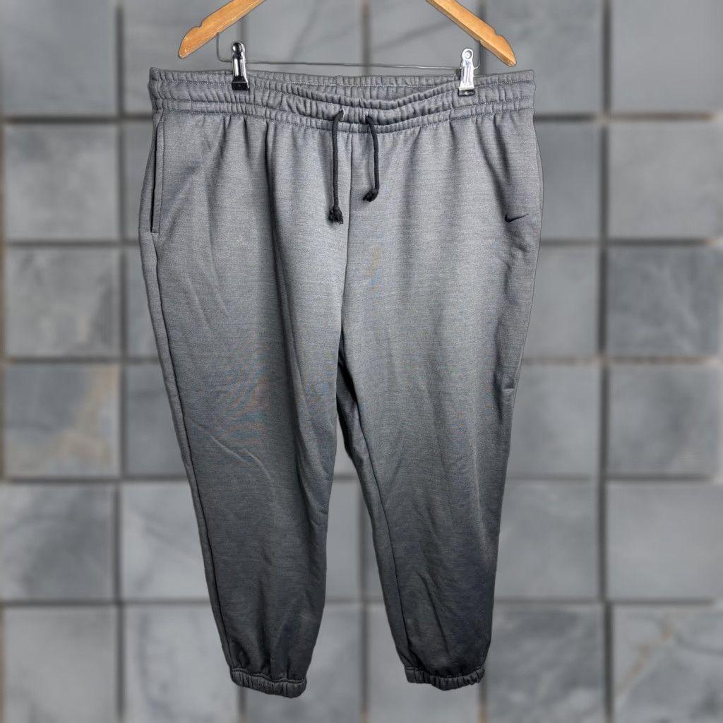 Nike Nike Therma-FIT Pants Mens 2XL Gray Fleece Jogger Elastic Waist Pockets Cuffed Size US 39 - 1 Thumbnail