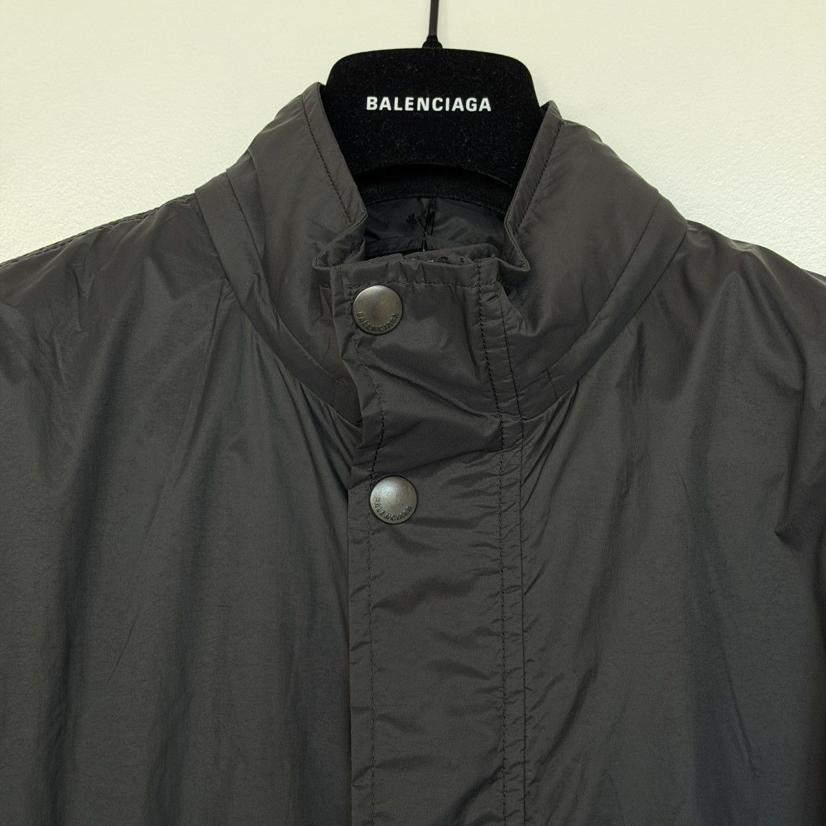 Balenciaga Balenciaga Oversized Windbreaker Jacket, Black Nylon, Size S Size US S / EU 44-46 / 1 - 3 Thumbnail