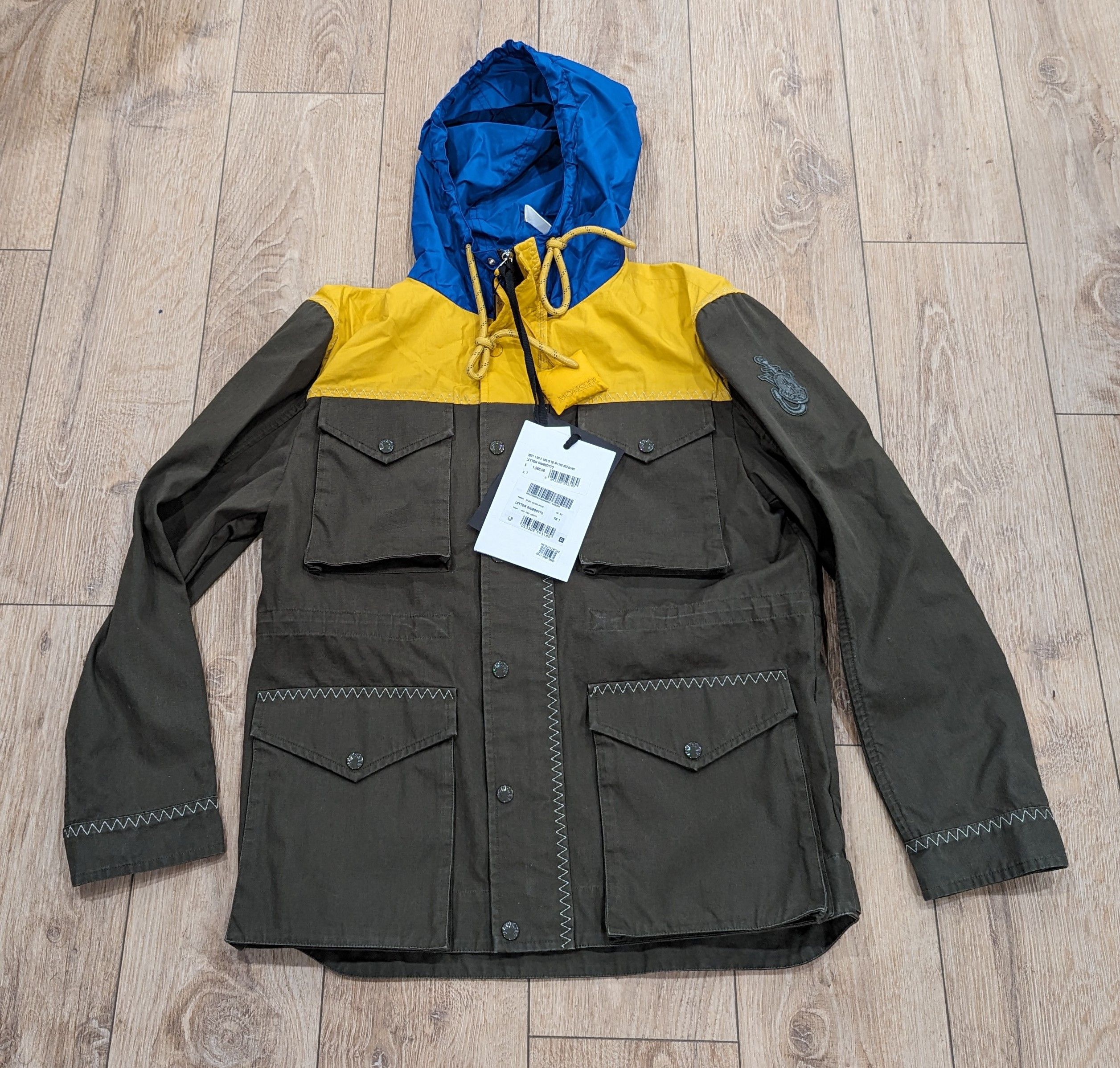 image of J W Anderson x Moncler Genius X Jw Anderson "leyto" Cotton Canvas Jacket in Miltary Green (Size Sma