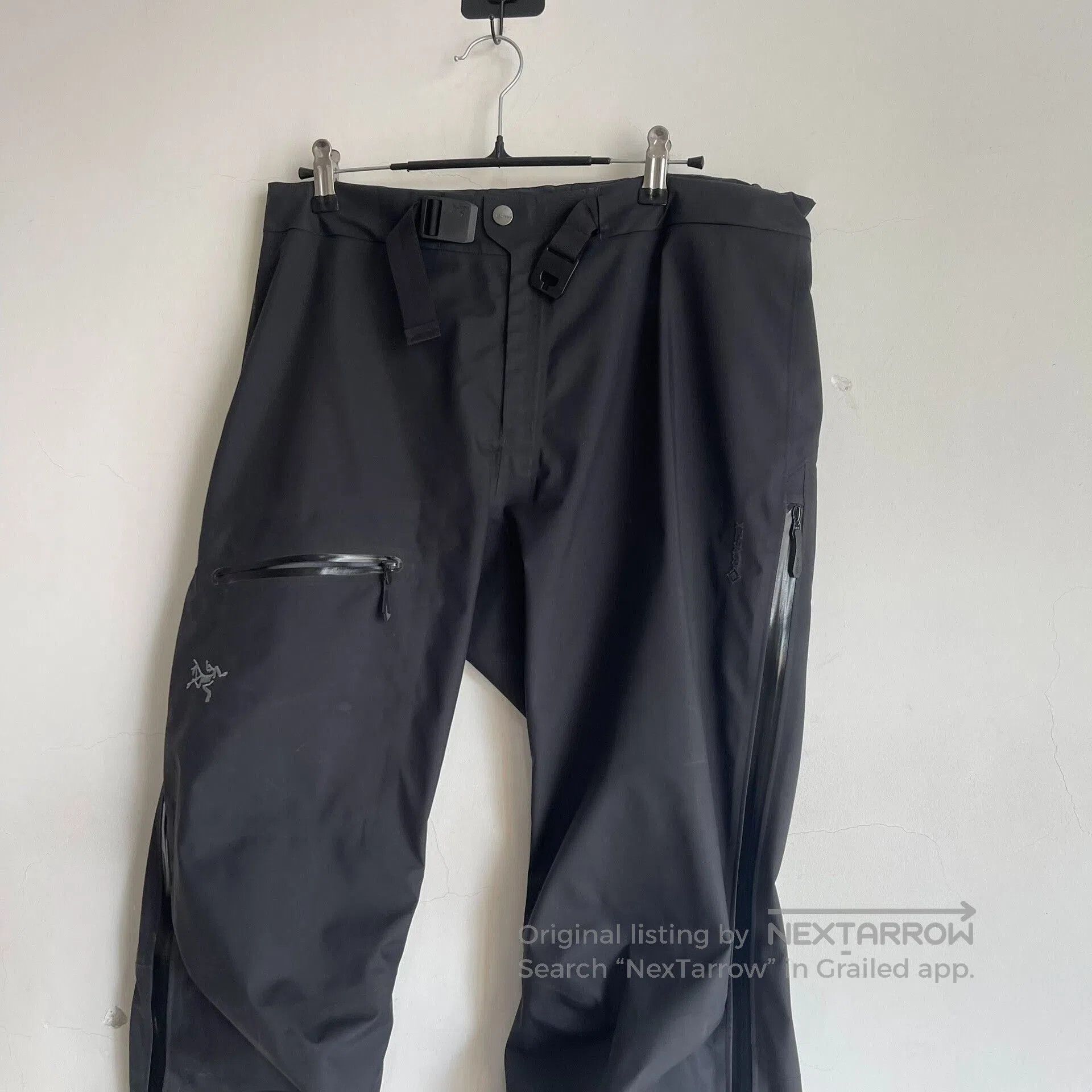 Arc'teryx Arcteryx BETA Pants Men's Black Windproof. Size US 30 / EU 46 - 4 Thumbnail