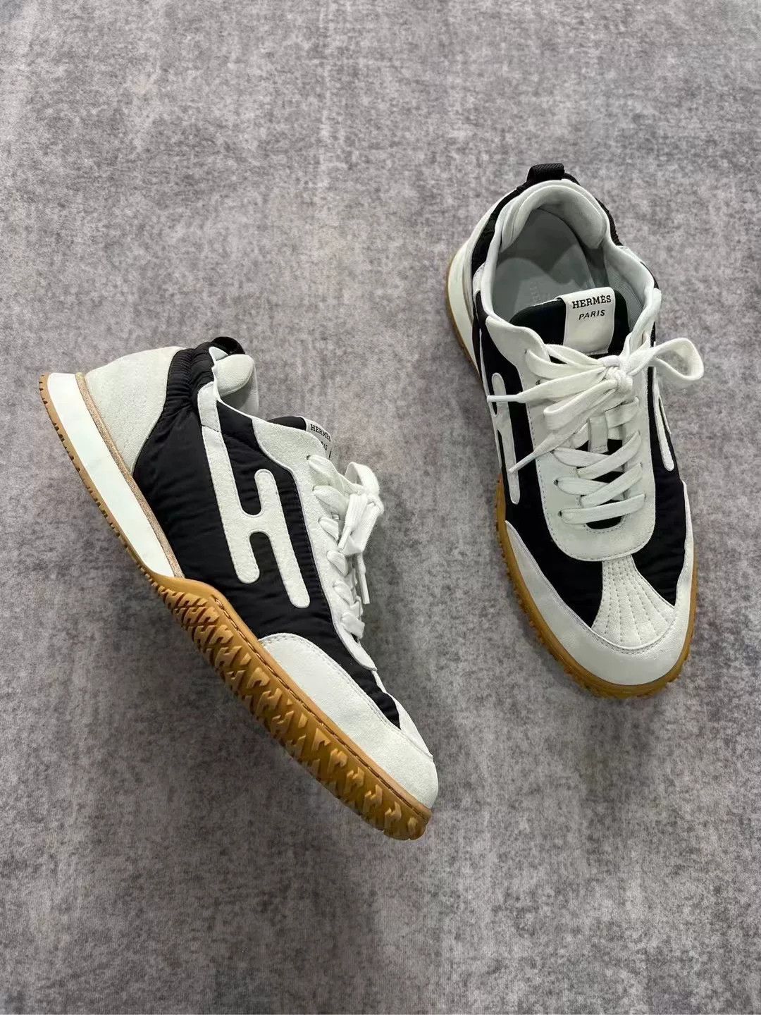 Hermes Hermes Black and White Sneakers Size 41.5 Size US 8.5 / EU 41-42 - 1 Thumbnail