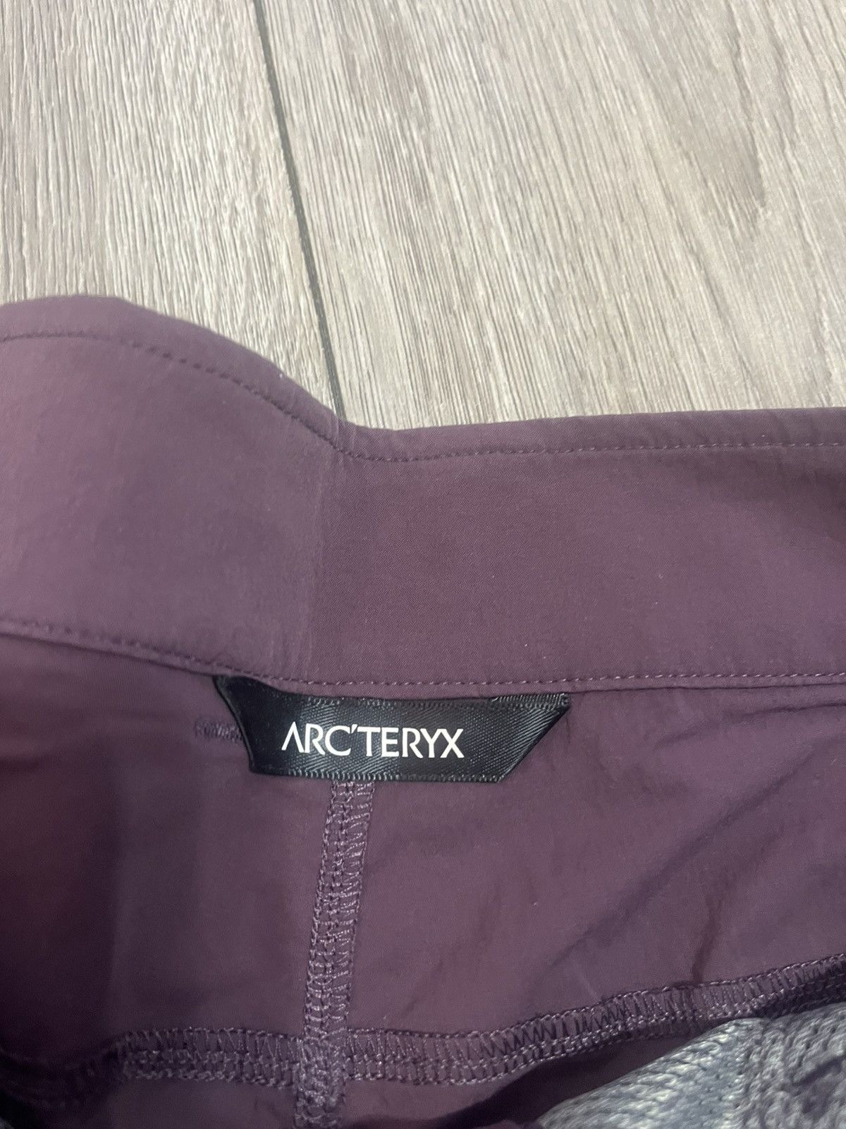 Arc'teryx Arcteryx womens shorts Size 28" / US 6 / IT 42 - 3 Thumbnail