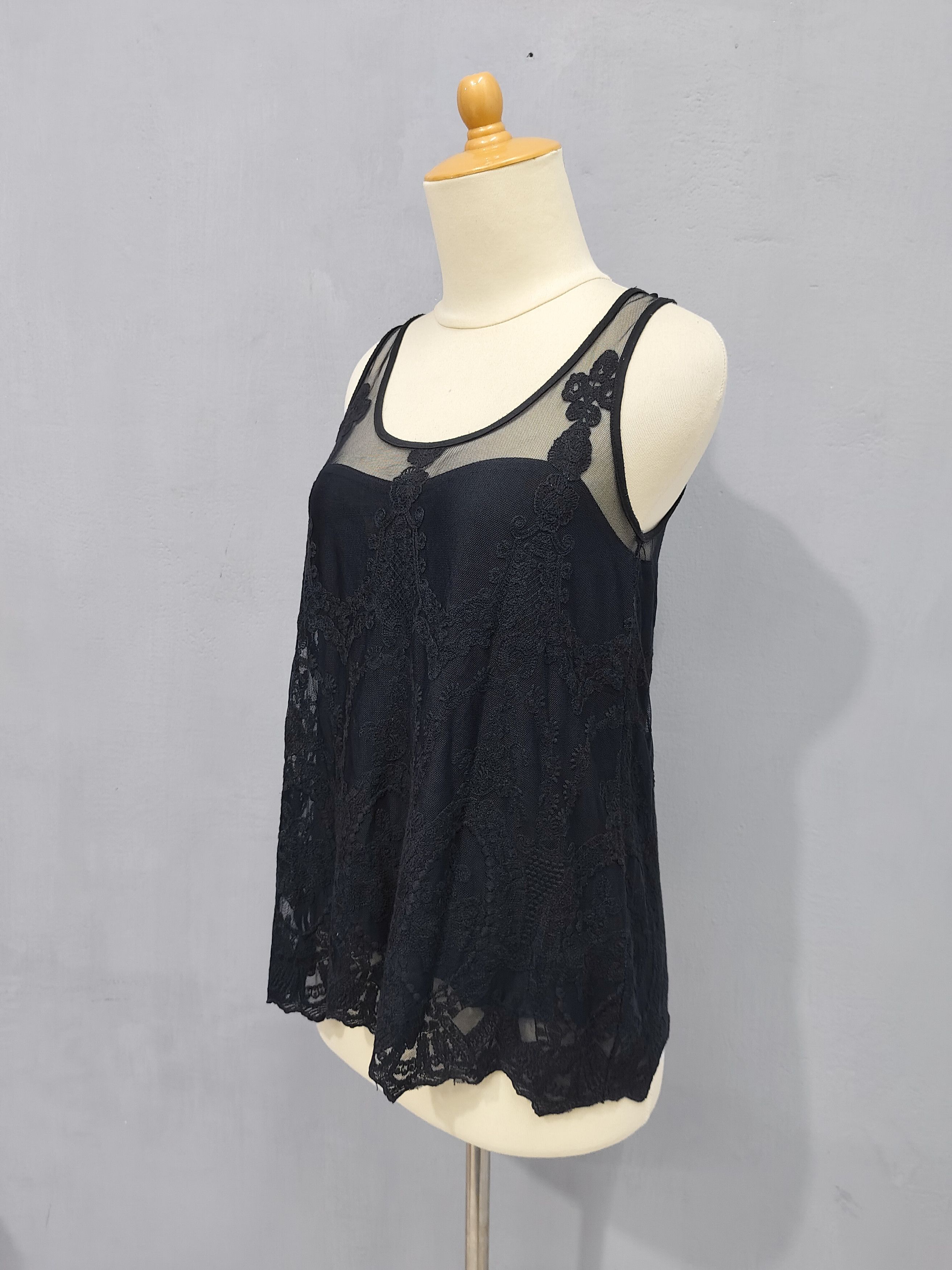 MOUSSY Moussy🇯🇵Gothic Mori Sheer Floral Lace Mesh Top Size M / US 6-8 / IT 42-44 - 3 Thumbnail