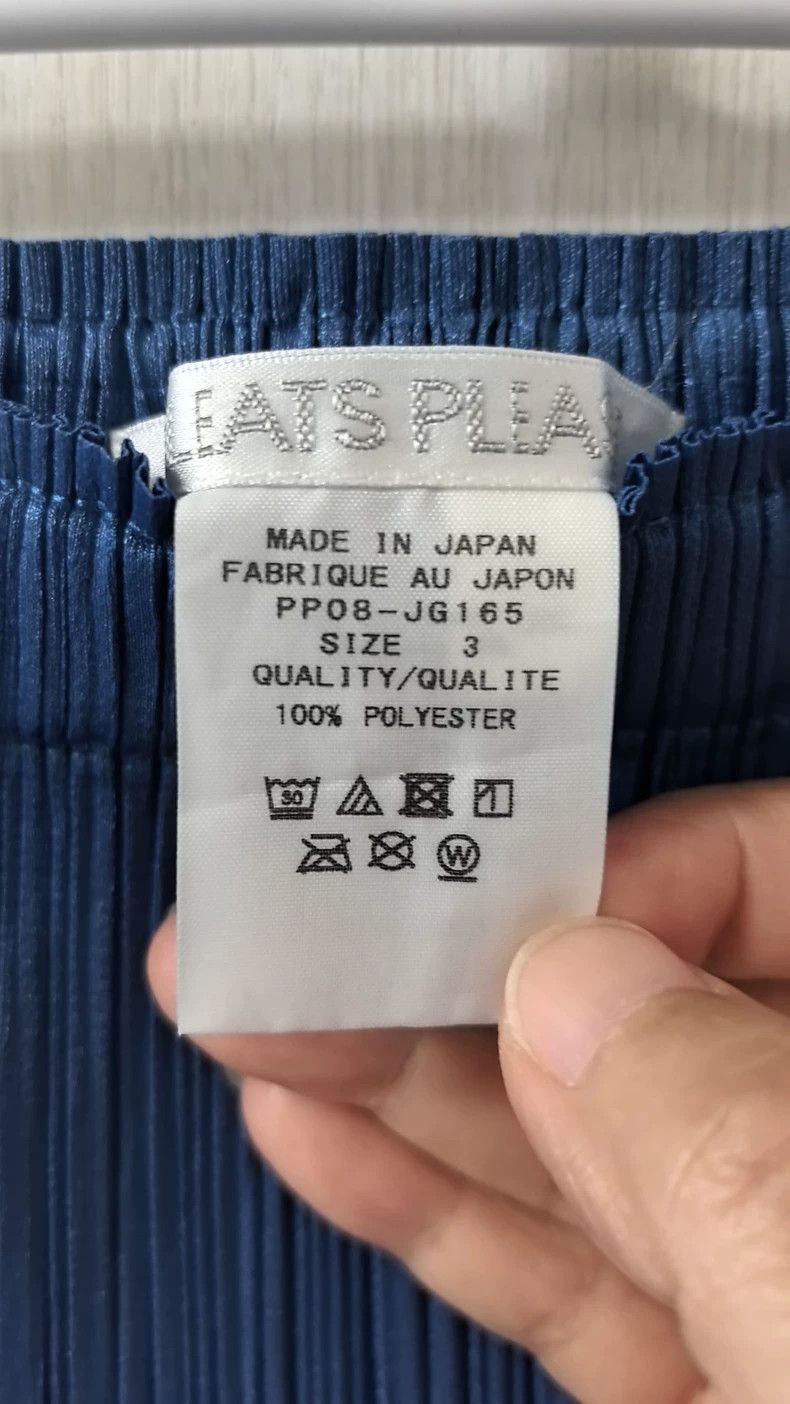 Issey Miyake Issey Miyake size:3 Blue pleated skirt Size 22" - 2 Thumbnail