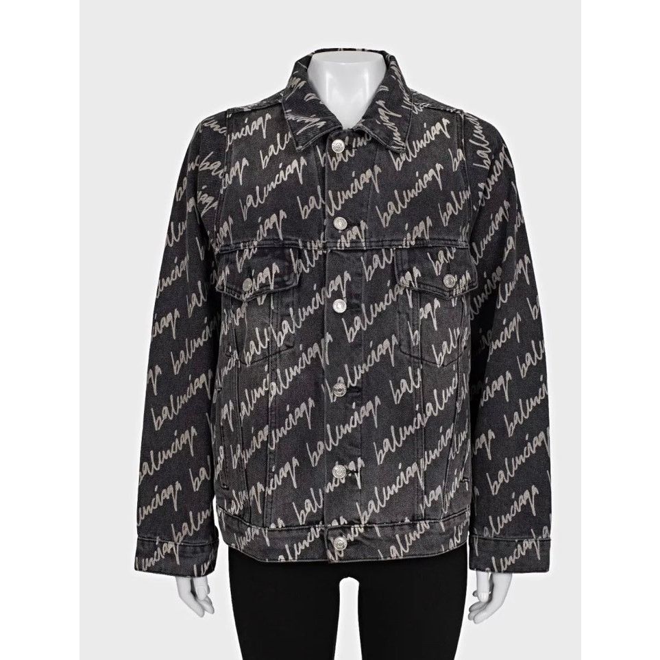 Balenciaga NWOT Balenciaga Black Oversized Denim Jacket IT38/XXS Size XS / US 0-2 / IT 36-38 - 1 Thumbnail