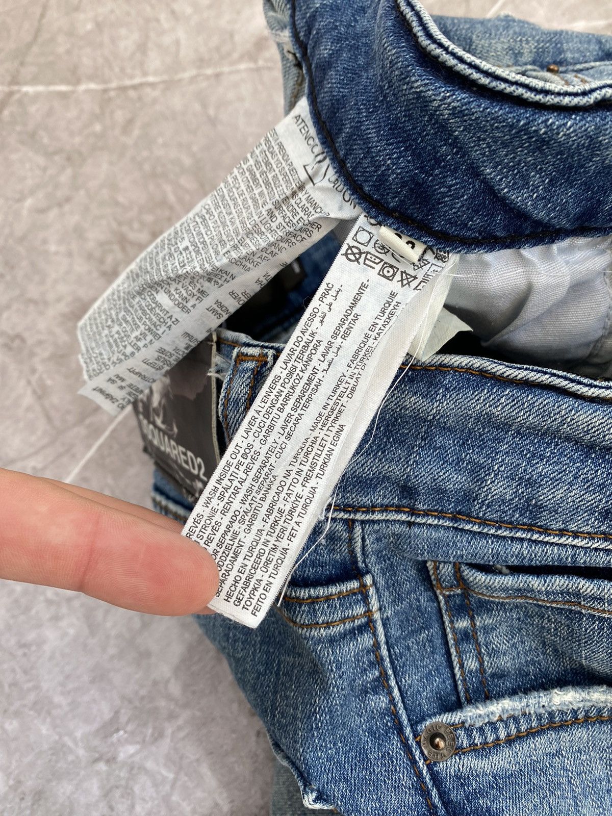 Dsquared2 Rare Dsquared2 Jeans Distressed Skinny Fit Made in Italy Size US 33 - 20 Thumbnail