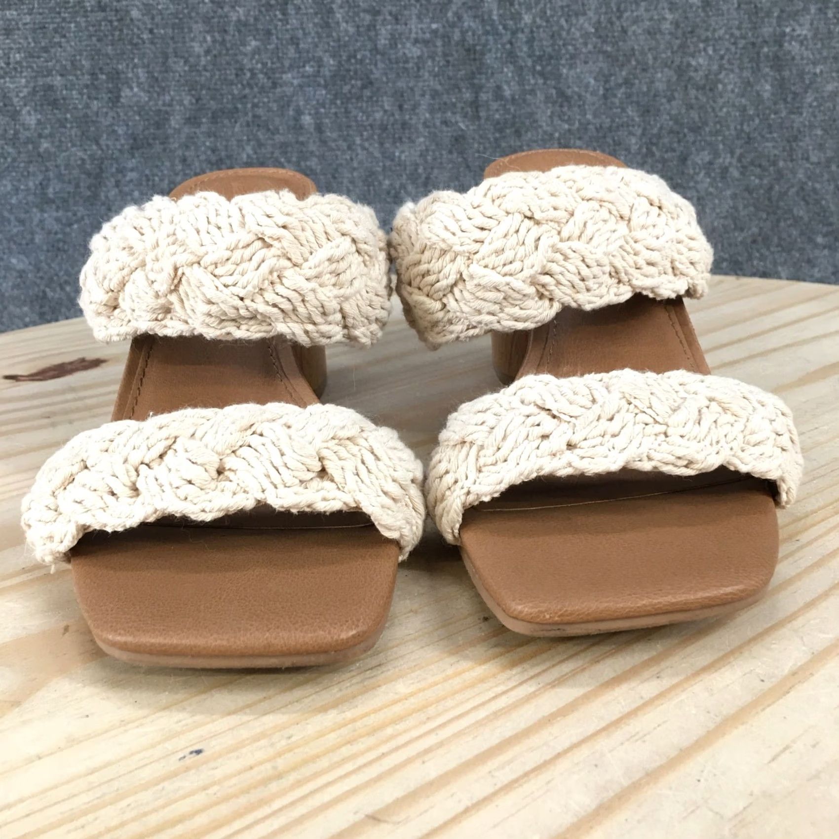 Vintage Universal Thread Sandals White Mule Slide Womens 8 Casual Open Footwear Size US 8 / IT 38 - 3 Thumbnail