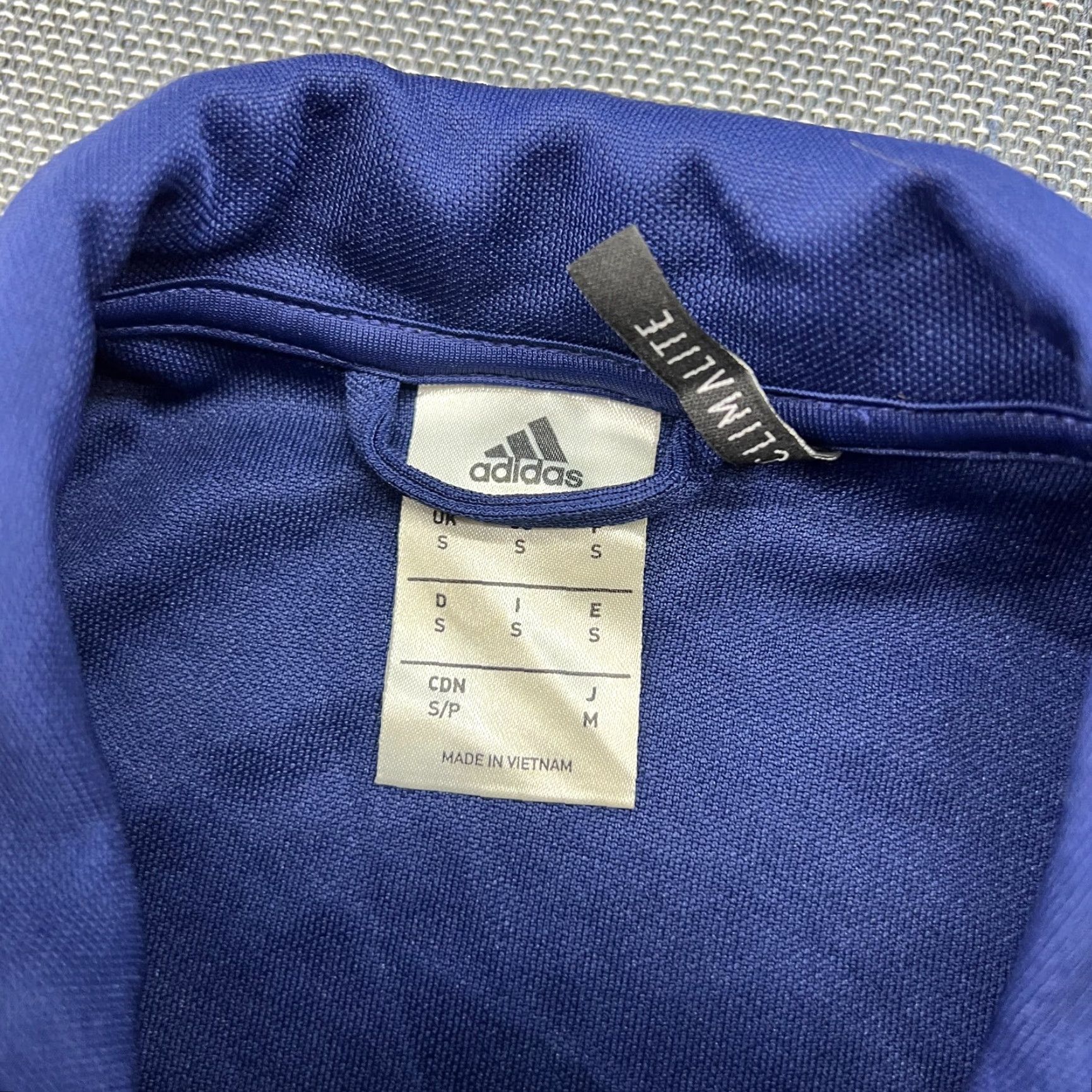 Adidas adidas Fenerbahce 2017 Track Jacket Small Football Drill Training Blue Jacket Mens Short Sleeve? Size US S / EU 44-46 / 1 - 5 Thumbnail