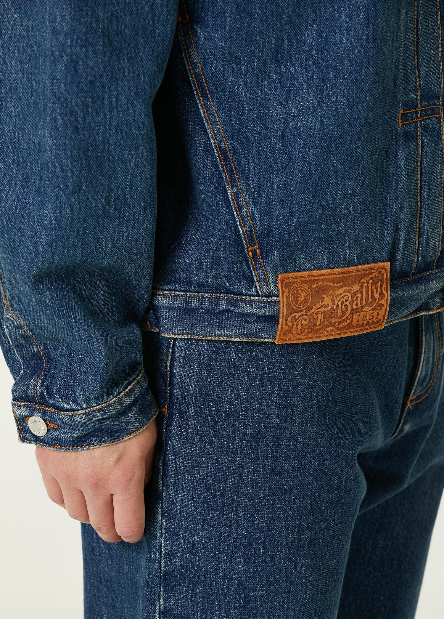 Bally o1y1224 Denim Jacket in Blue Size US S / EU 44-46 / 1 - 6 Thumbnail