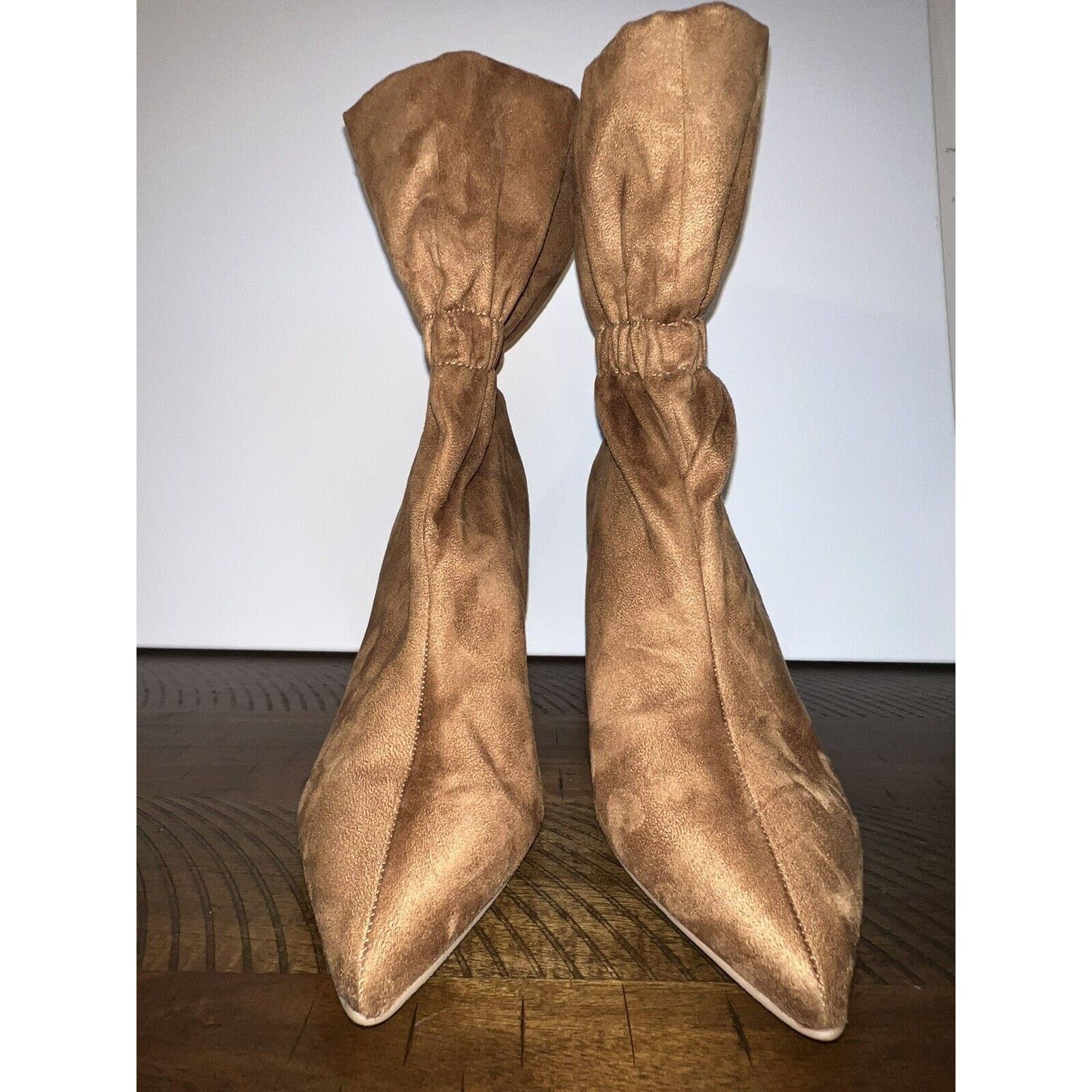Express Express Ankle Booties Brown Suede Boots Women’s Size 10 Size US 10 / IT 40 - 3 Thumbnail