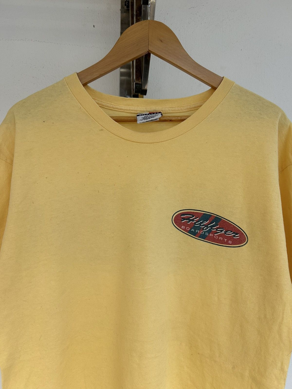 Tommy Hilfiger Vintage USA Tommy Hillfiger Mustard Tee Size US M / EU 48-50 / 2 - 5 Thumbnail